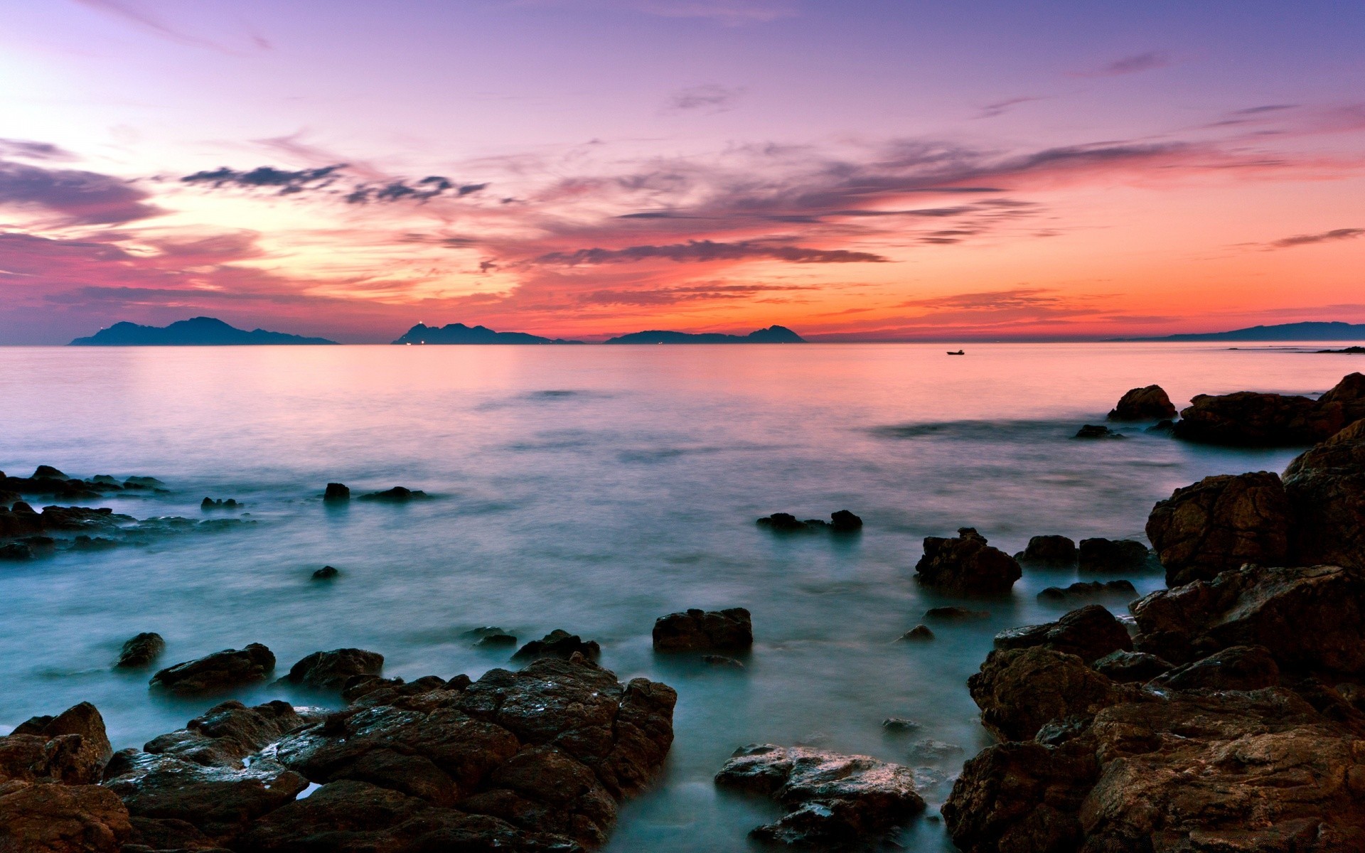 Seascape Sunset - Phone wallpapers