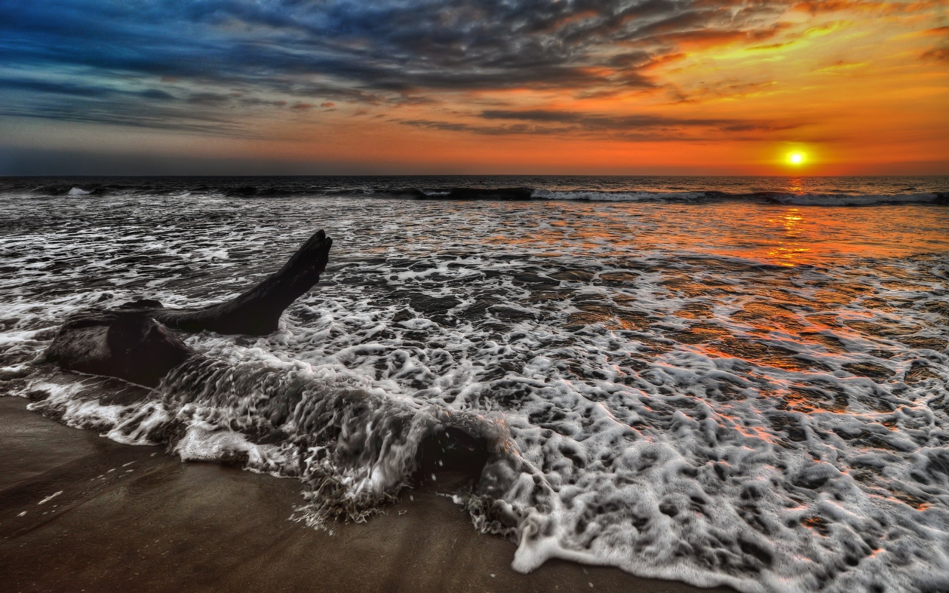 mer et océan coucher de soleil mer eau océan plage mer aube vague soleil surf nature crépuscule beau temps sable ciel paysage à l extérieur voyage