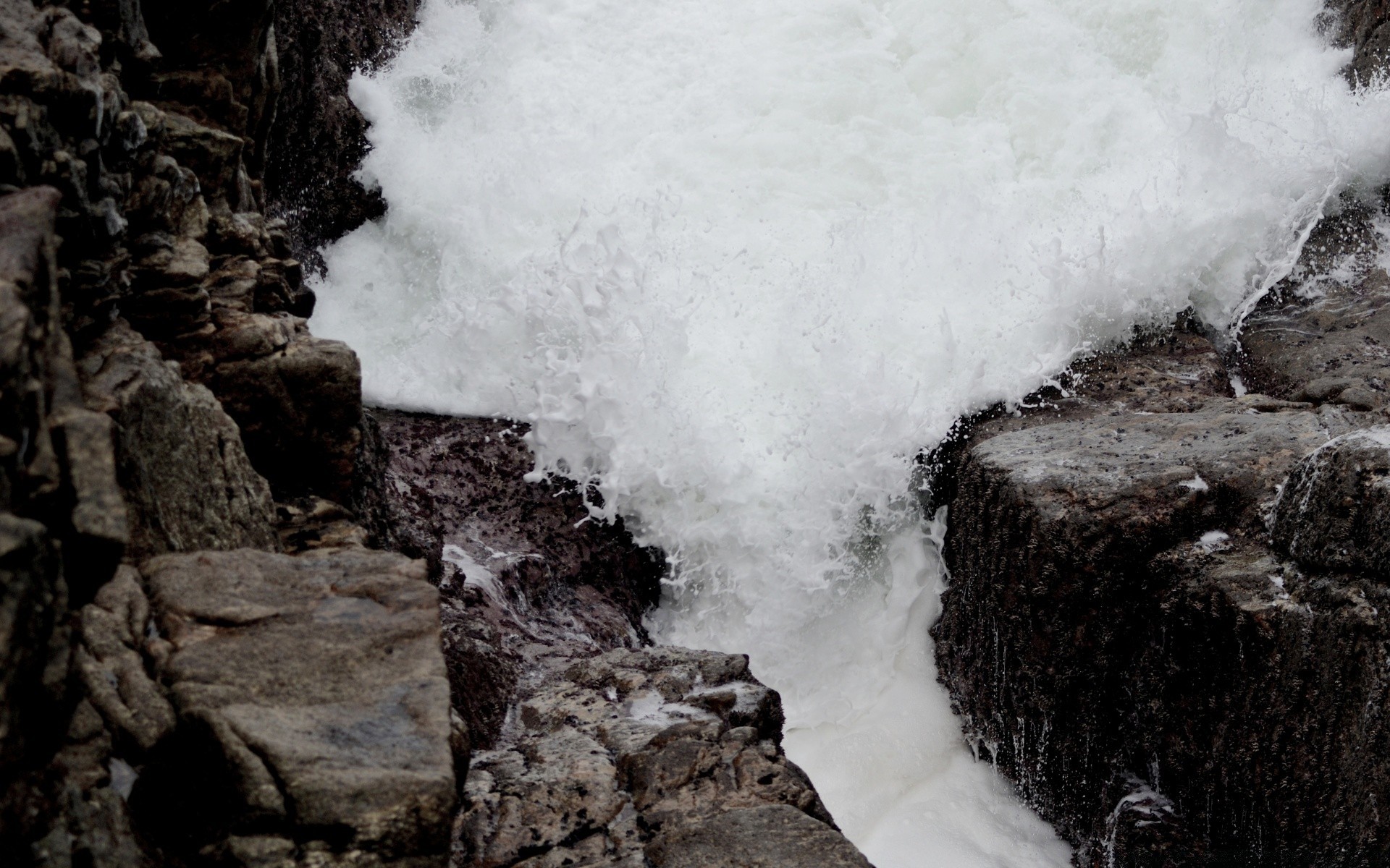 mar e oceano água rocha cachoeira paisagem ao ar livre natureza ambiente rio tráfego viagem pedra