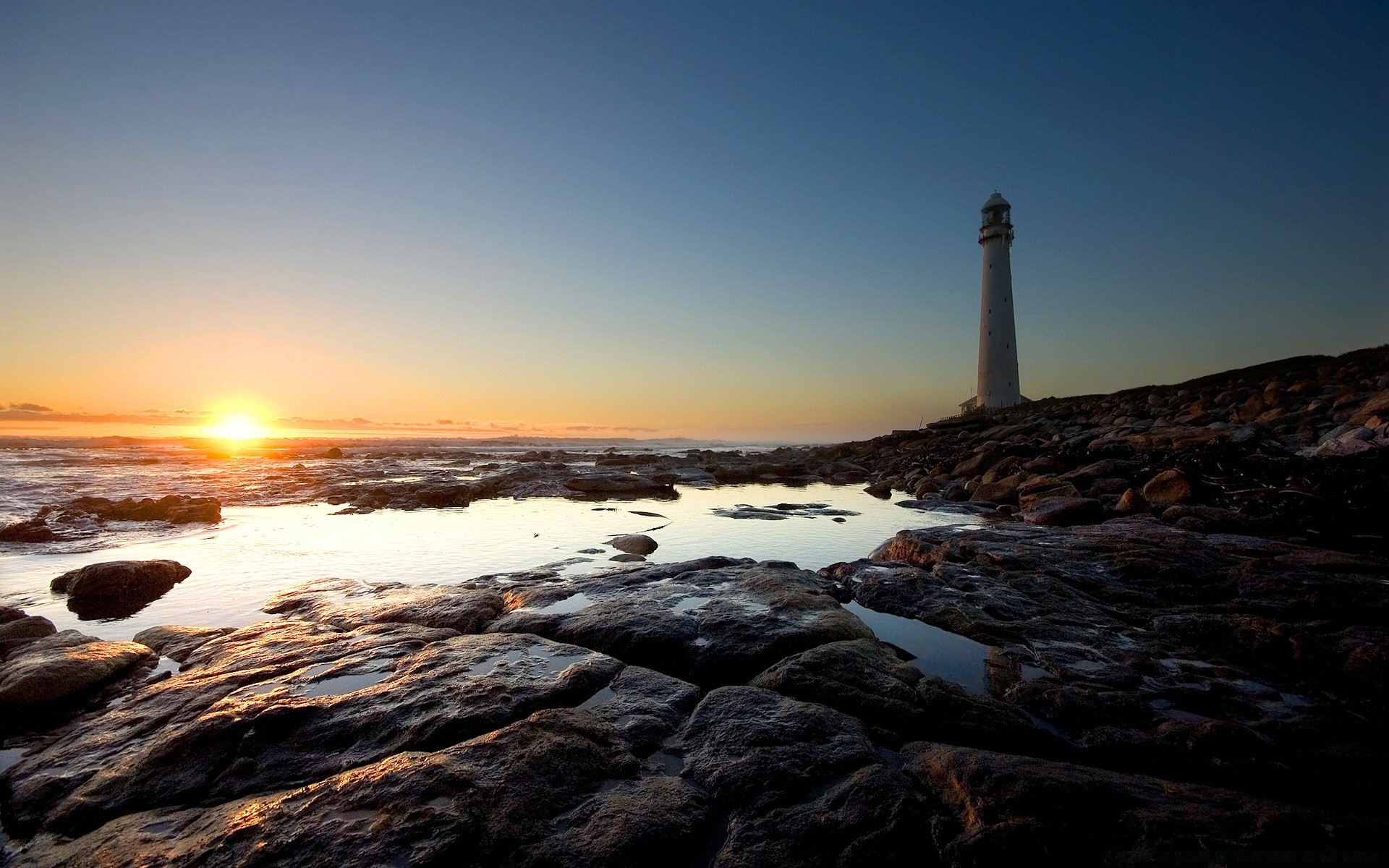 mer et océan coucher de soleil eau phare mer océan plage mer aube crépuscule paysage ciel soir soleil lumière paysage nature voyage rock à l extérieur