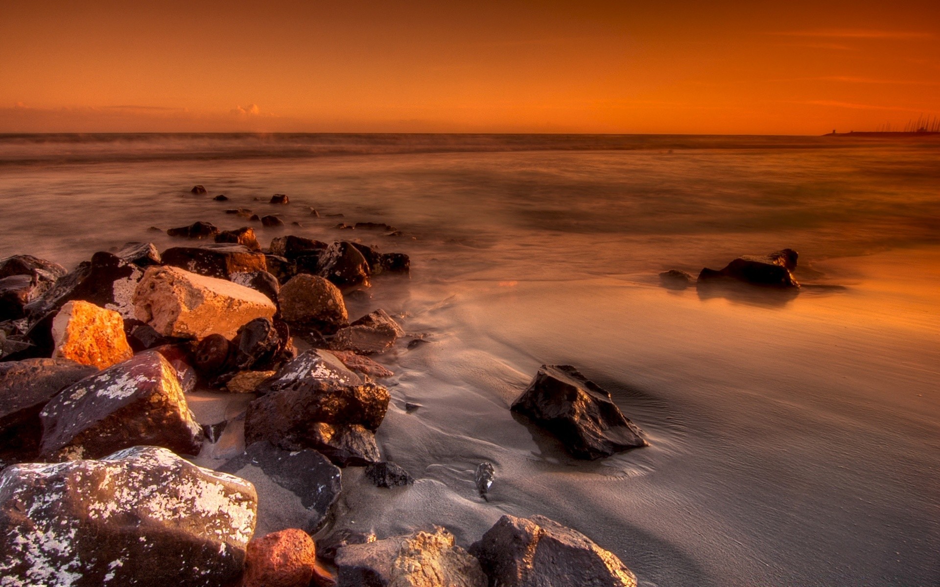 mer et océan coucher de soleil plage eau mer aube océan soir paysage mer crépuscule paysage surf soleil ciel rock voyage