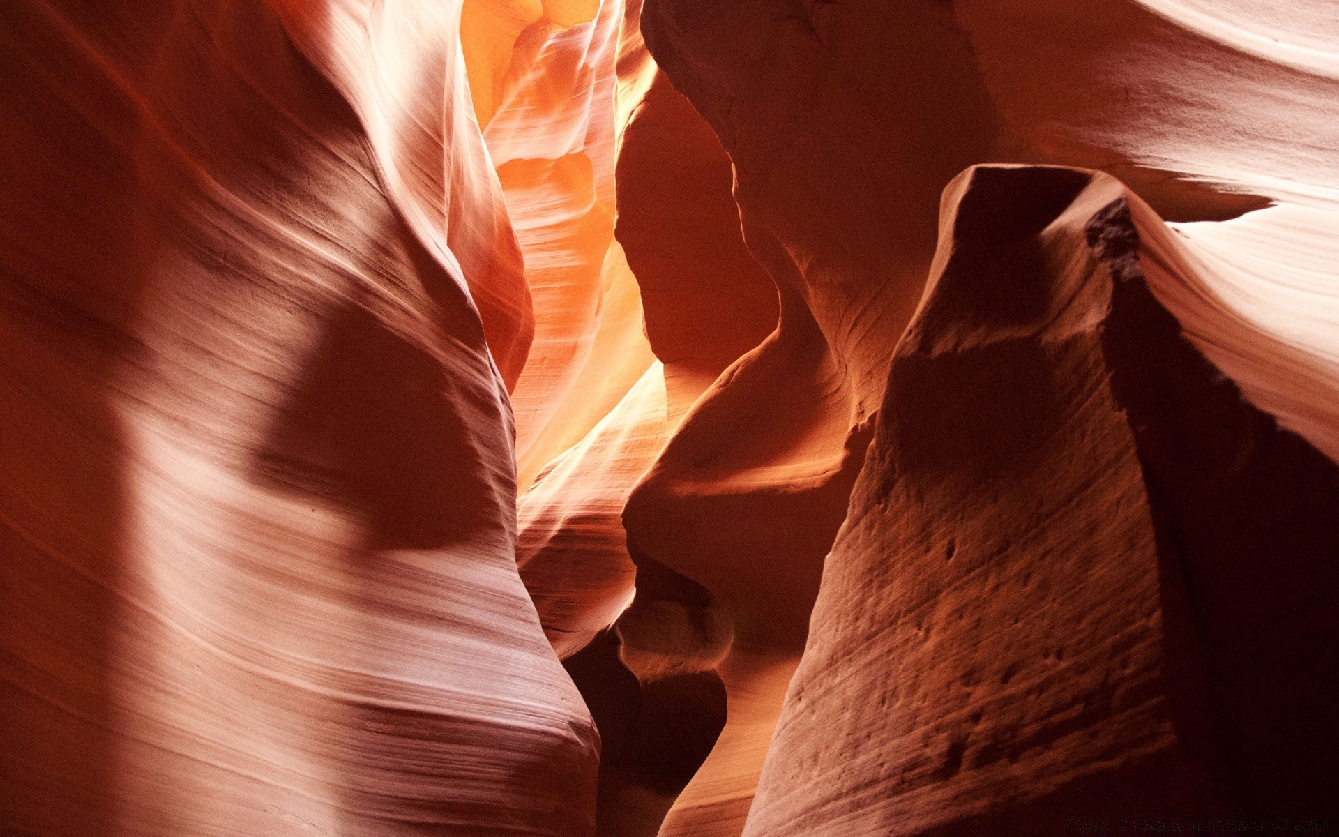 wüste schlucht sandstein antilope erosion unschärfe sonnenuntergang natur landschaft rock kunst frau dämmerung sand slot im freien eng