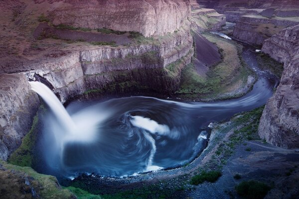 Graphics mountain river-waterfall from a bird s-eye view