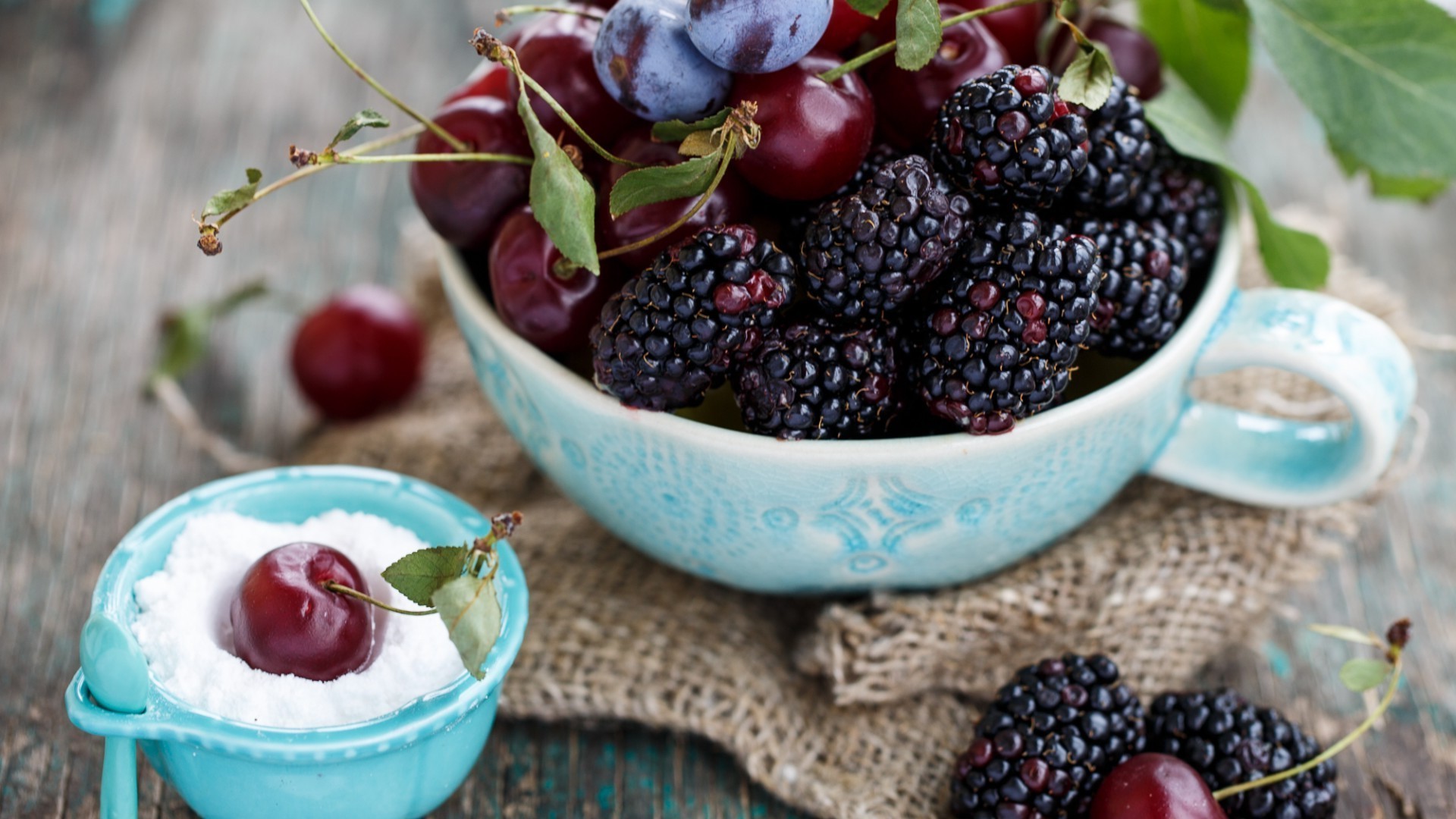 beeren obst lebensmittel beere gesund schüssel süß saftig gesundheit essen blatt lecker blaubeere brombeere schließen diät lecker desktop weide sommer