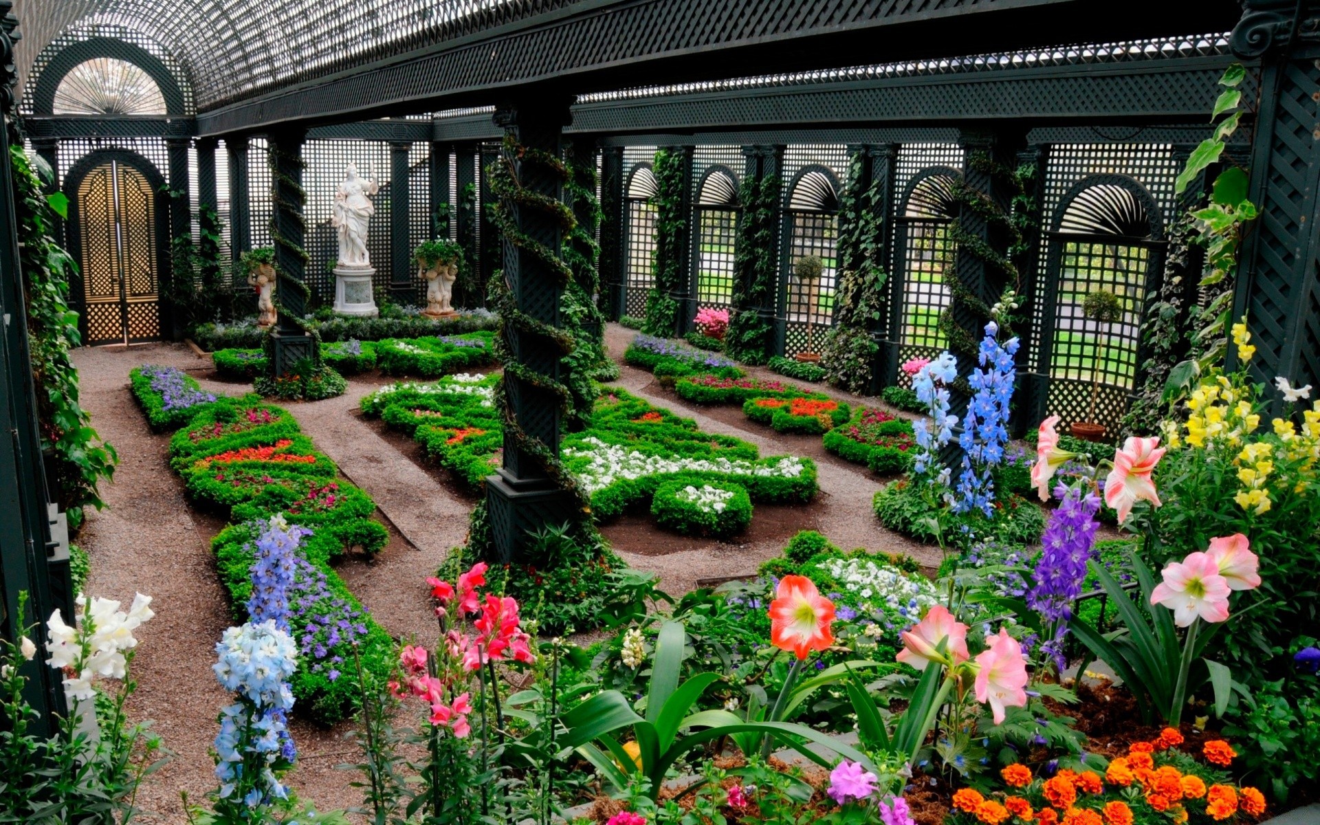 kwiaty kwiat ogród flora dziedziniec warzywnictwo natura oranżeria lato dom kolor park ogrodnictwo łóżko kamień dekoracje kwietnik oficjalne architektura botaniczny