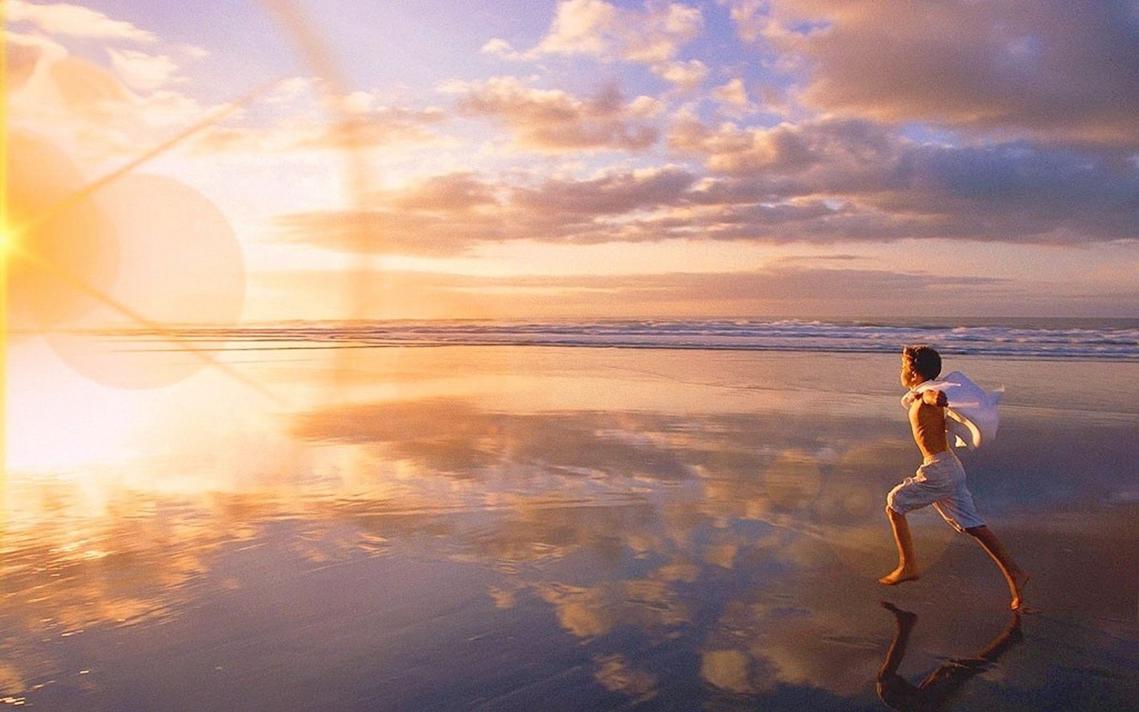 menschen sonnenuntergang himmel sonne dämmerung landschaft abend wolke freiheit natur gutes wetter im freien dämmerung licht sommer strand meer wasser ozean silhouette