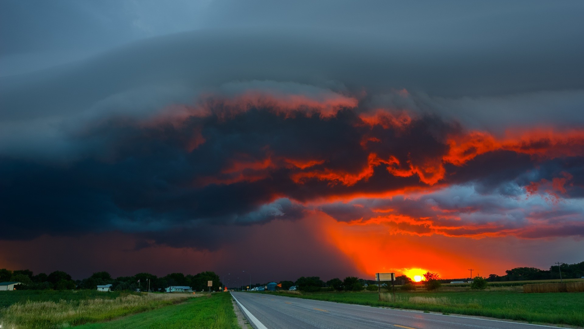 estradas pôr do sol céu amanhecer natureza crepúsculo noite paisagem ao ar livre viagens sol tempestade dramática chuva campo verão escuro rural