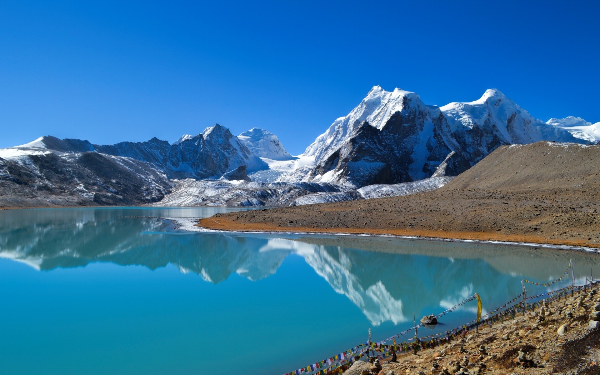 lago nieve viajes montañas glaciar agua hielo escénico cielo paisaje al aire libre naturaleza