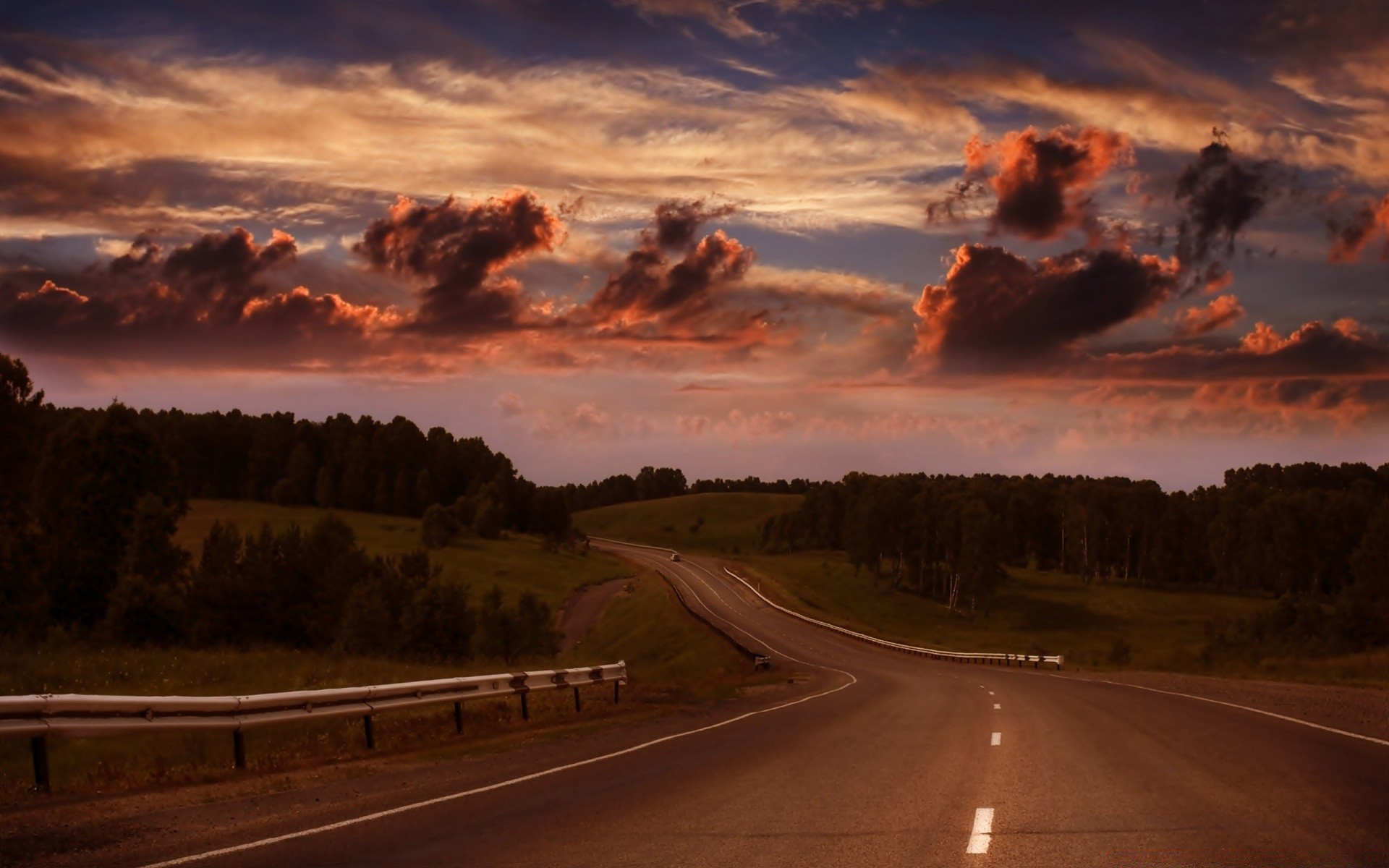 paesaggio strada tramonto viaggi autostrada paesaggio sera cielo crepuscolo asfalto alba guida all aperto