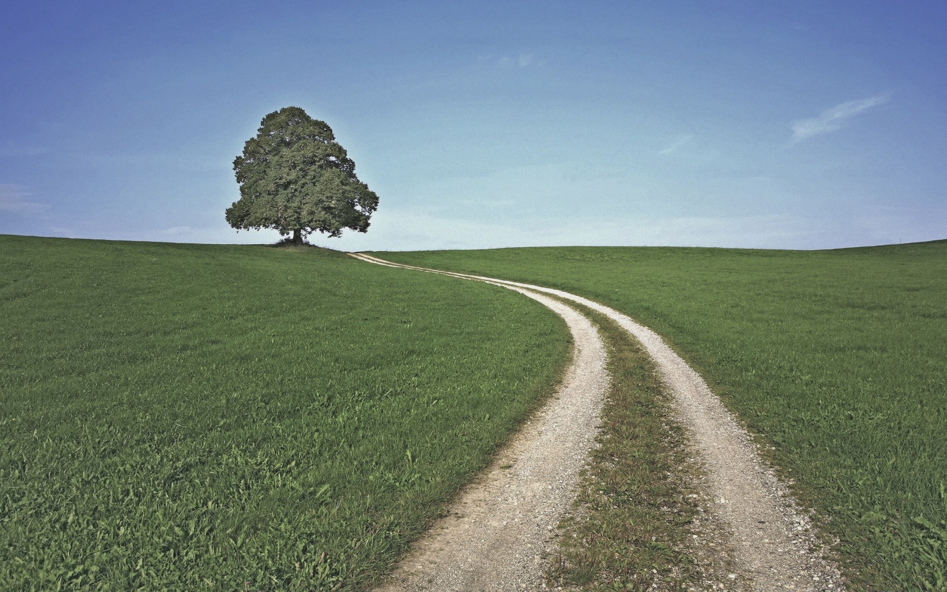 landschaft gras landschaft des ländlichen landschaft himmel feld natur sommer im freien landwirtschaft weide heuhaufen ackerland weide wachstum boden land bauernhof wolke