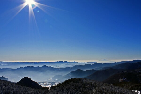 Vue magnifique sur la montagne