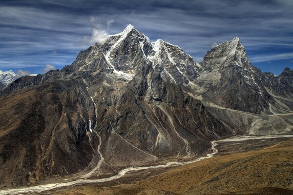 Montagnes de l Oural. Aussi une merveille du monde