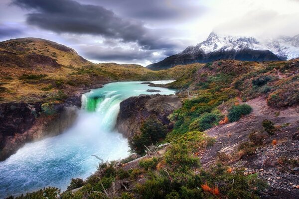 A small waterfall in the northern latitudes