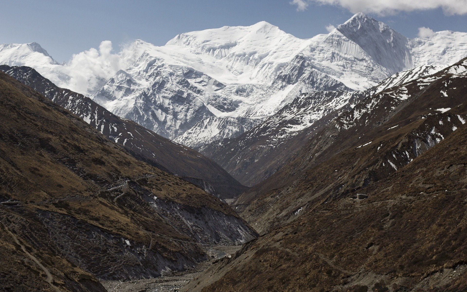 पहाड़ों बर्फ पहाड़ों बर्फ परिदृश्य ग्लेशियर यात्रा सर्दी घाटी सुंदर ठंड लंबी पैदल यात्रा सड़क पर रॉक पर्वत शिखर दिन के उजाले आकाश प्रकृति