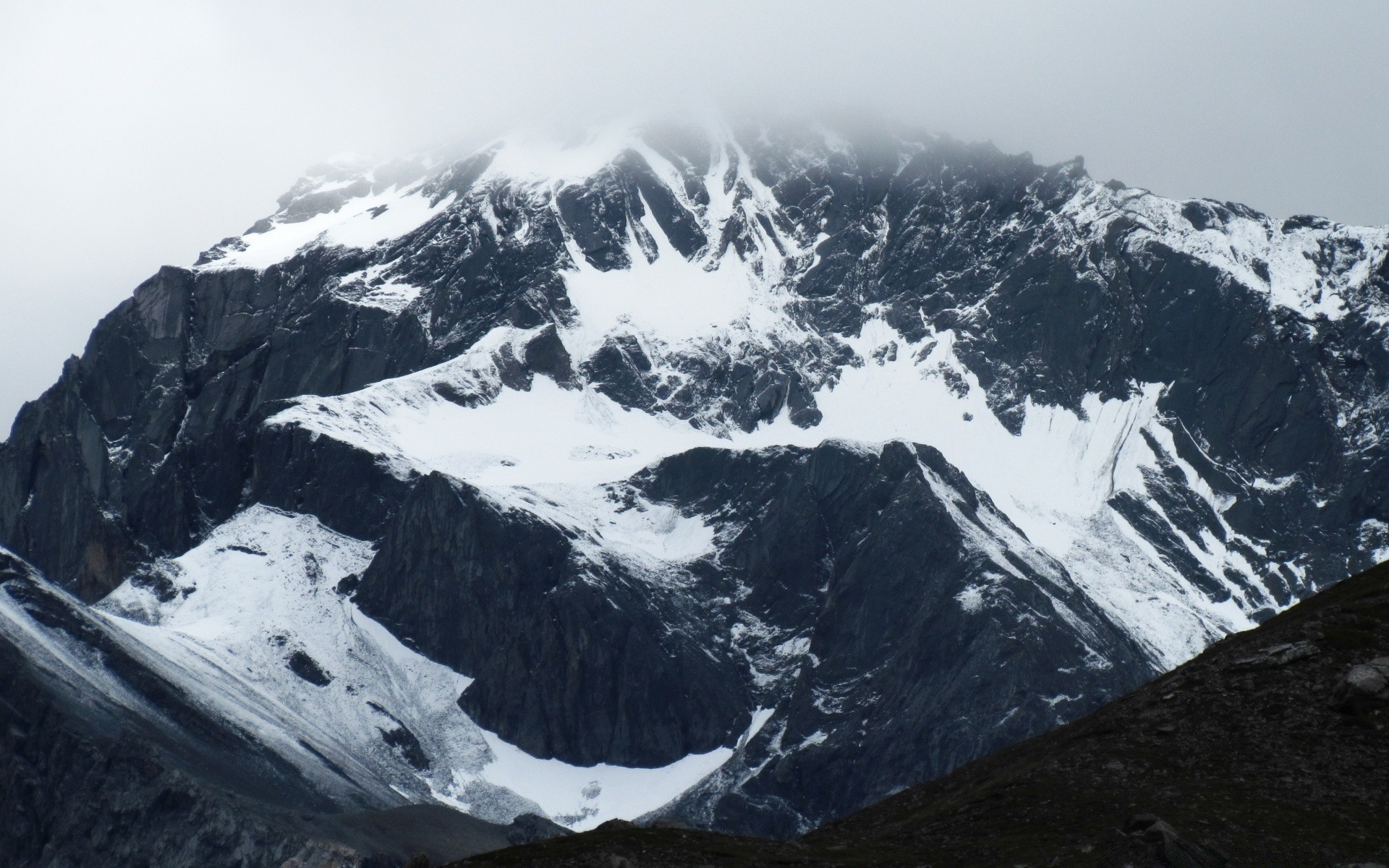 montañas nieve montañas glaciar hielo pico de montaña paisaje invierno pintoresco viajes pinnacle majestuoso frío panorámico valle