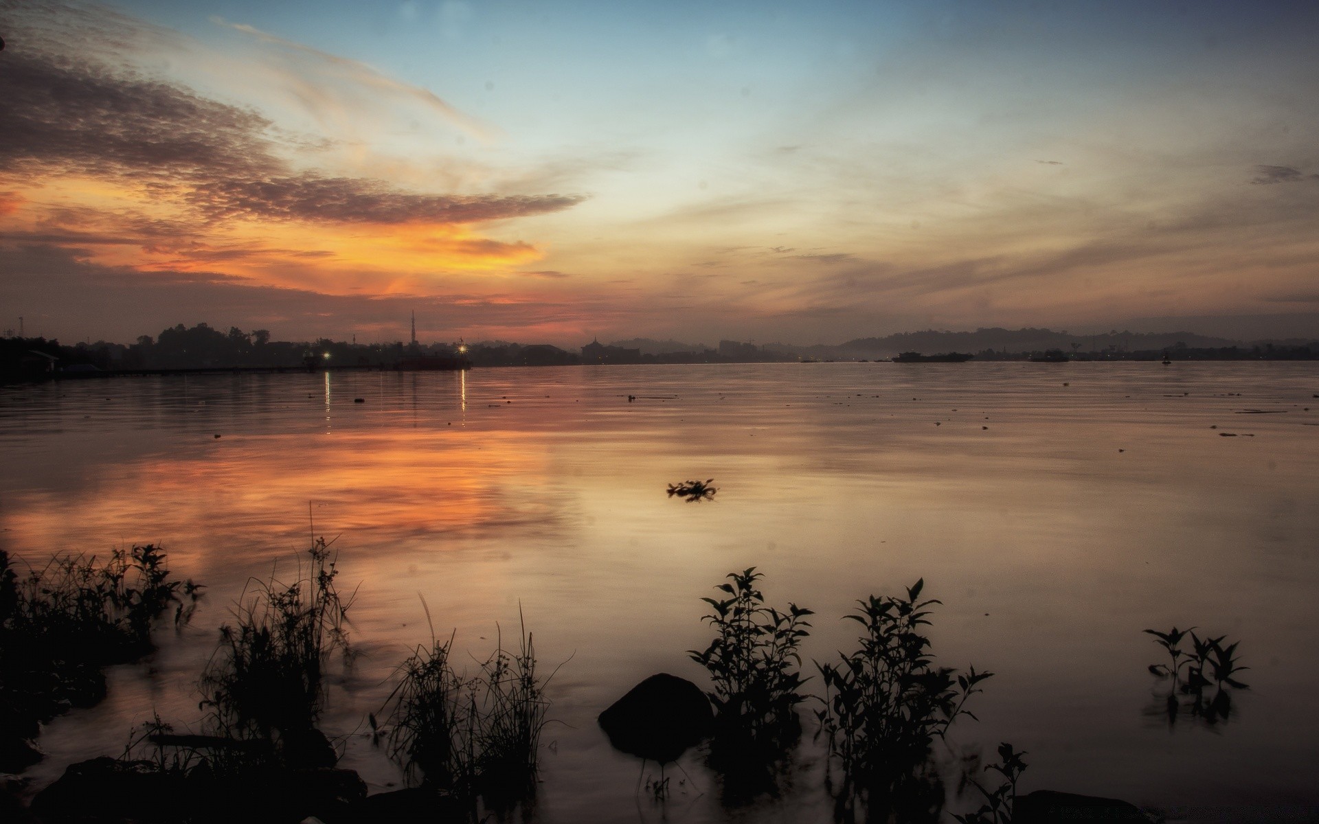 lake sunset dawn water dusk reflection evening sun landscape beach sky nature