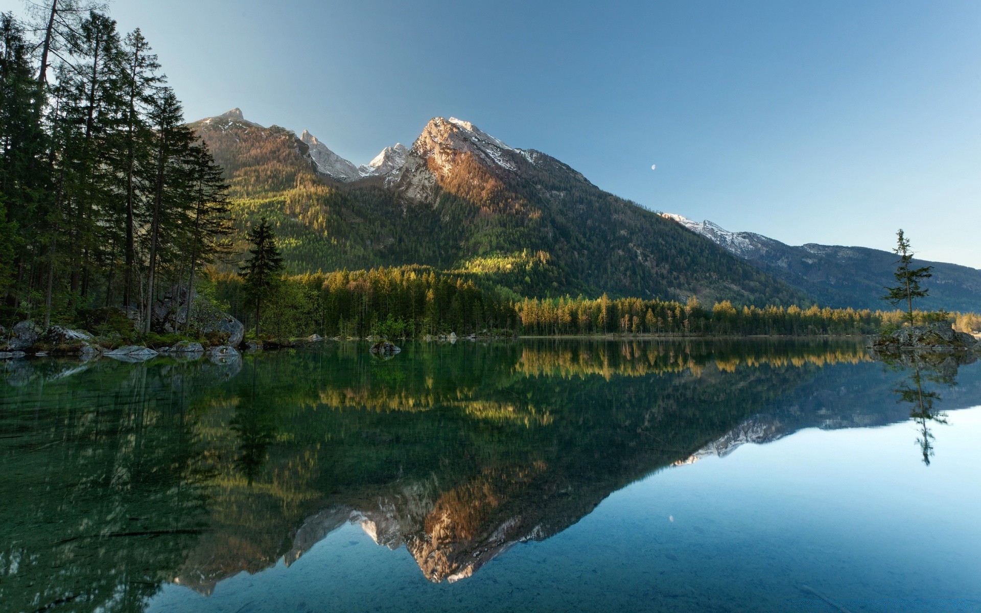 lake water mountain landscape reflection travel nature river scenic wood outdoors tree snow sky valley rock