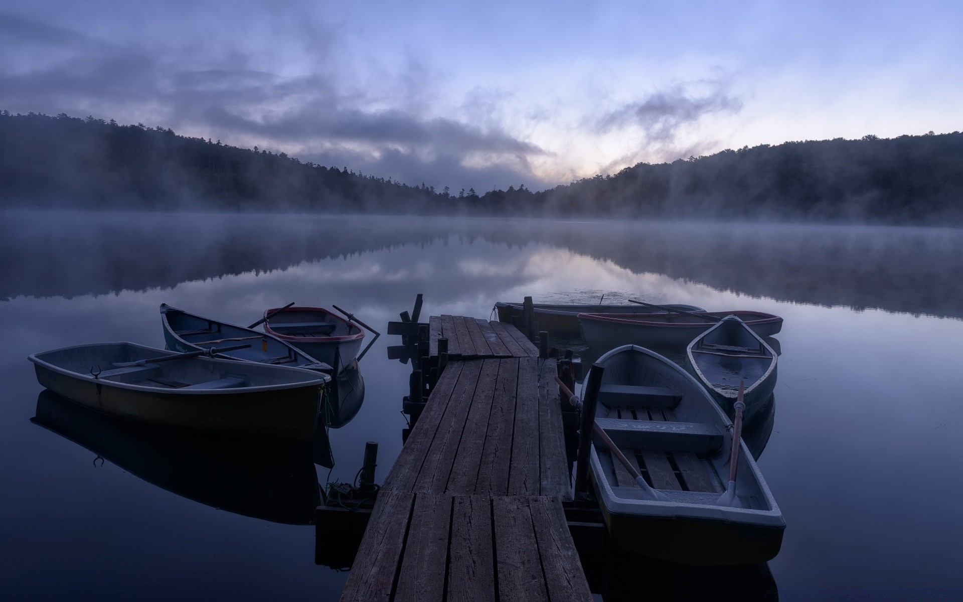 lac eau aube neige rivière réflexion hiver bateau voyage bateau en plein air voiture jetée loisirs paysage bois ciel brouillard coucher de soleil