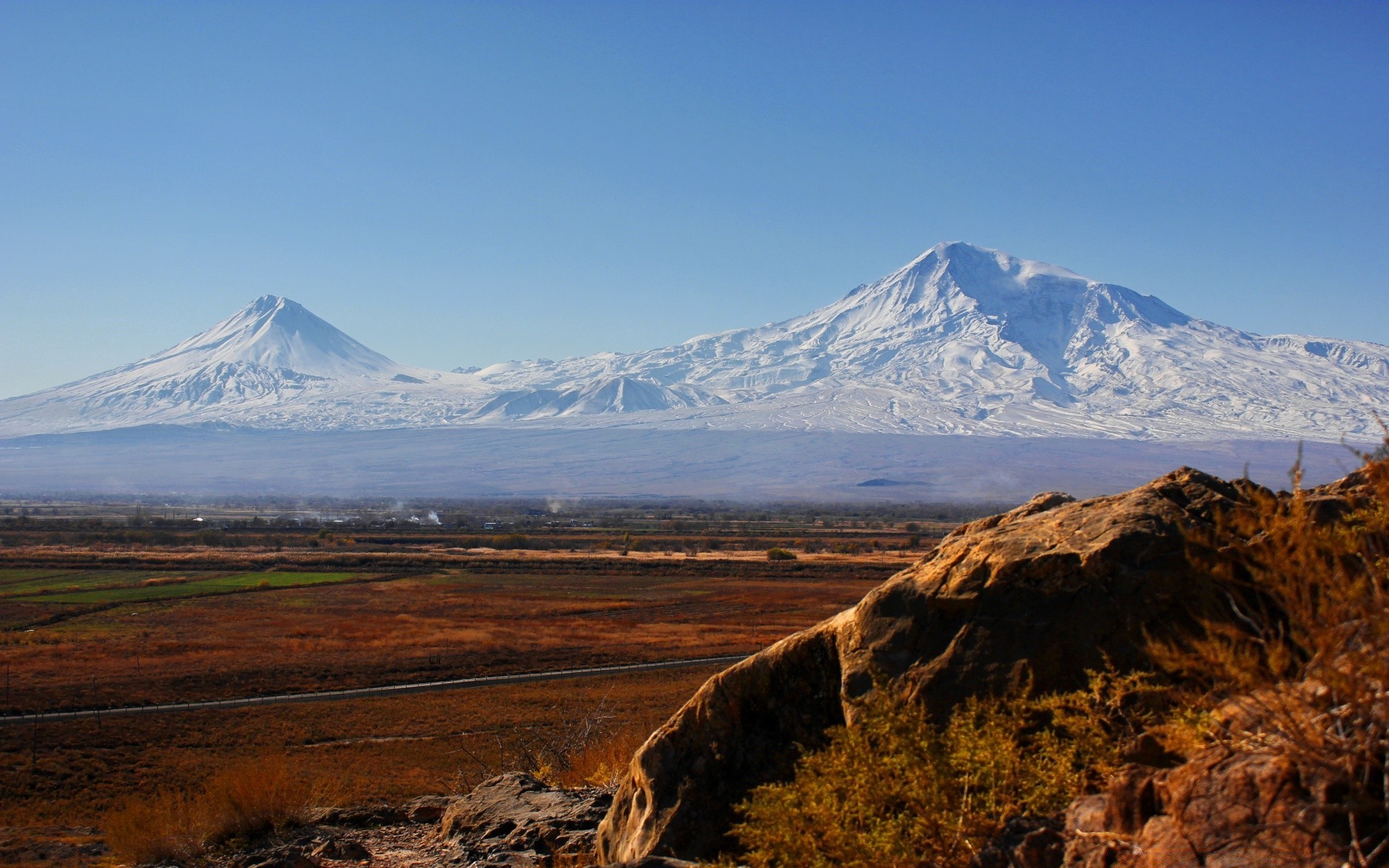 berge vulkan berge schnee landschaft reisen natur himmel im freien eruption berggipfel wüste lava