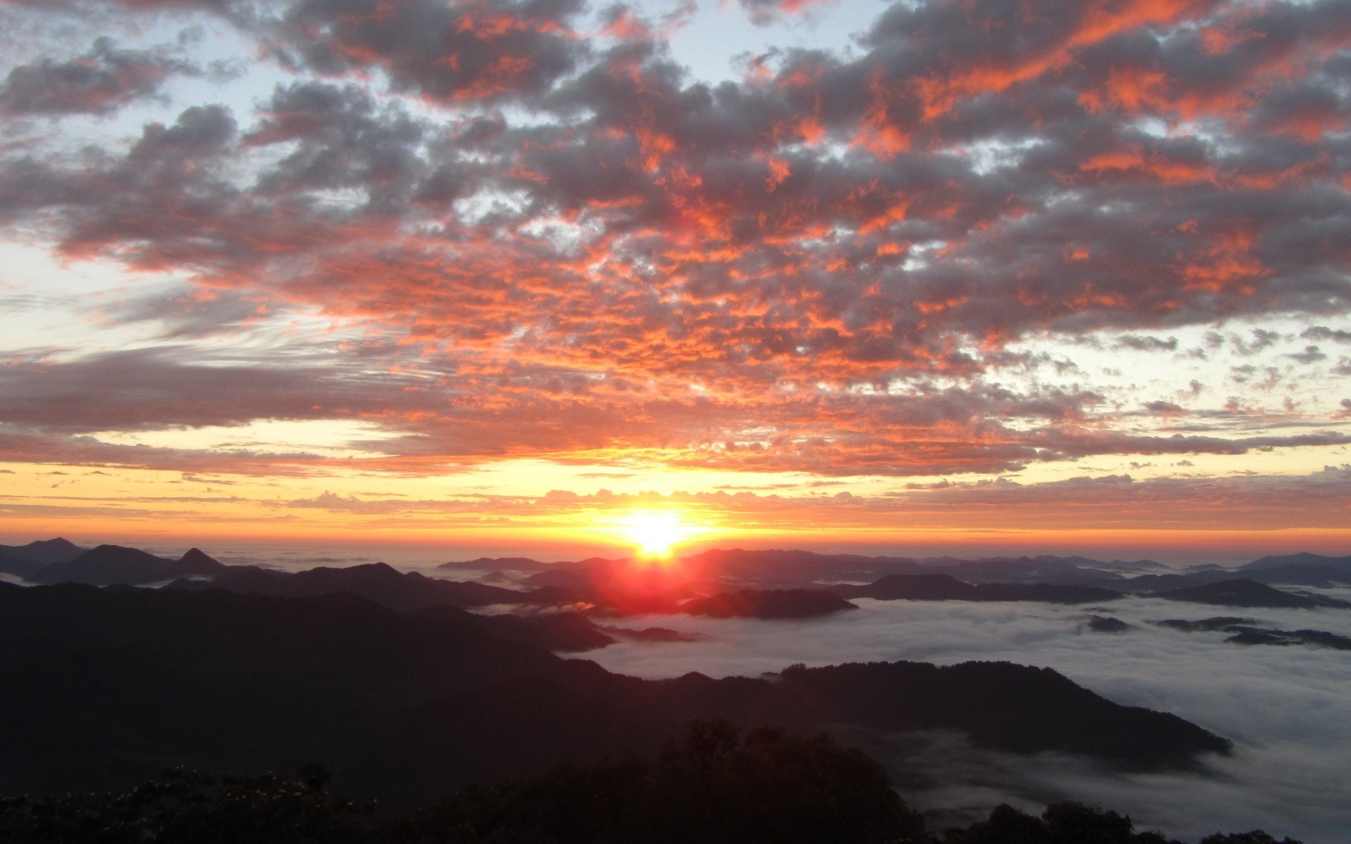 montanhas pôr do sol amanhecer sol noite crepúsculo paisagem céu bom tempo natureza ao ar livre montanhas viajar