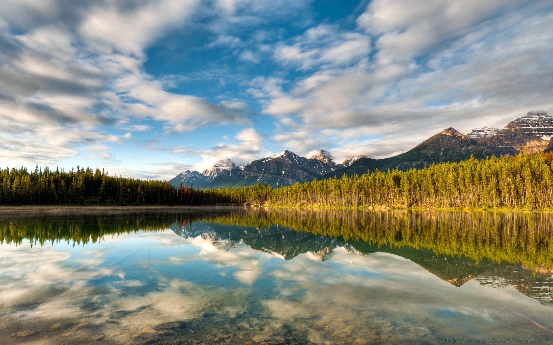 montañas lago agua reflexión paisaje naturaleza al aire libre amanecer madera cielo viajes río otoño escénico árbol