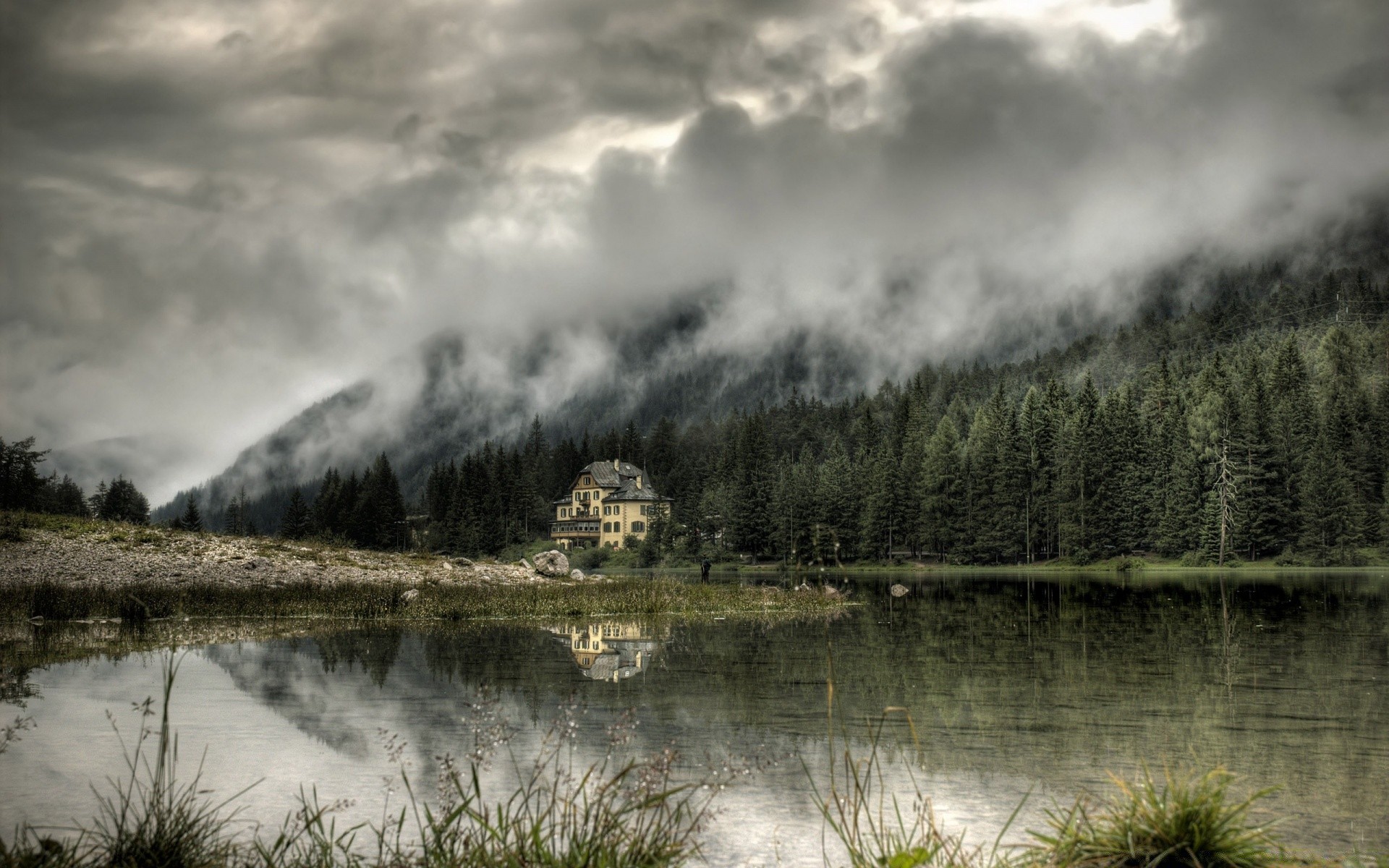 mountains water lake reflection landscape river tree nature outdoors sky fog wood travel scenic dawn mountain fall