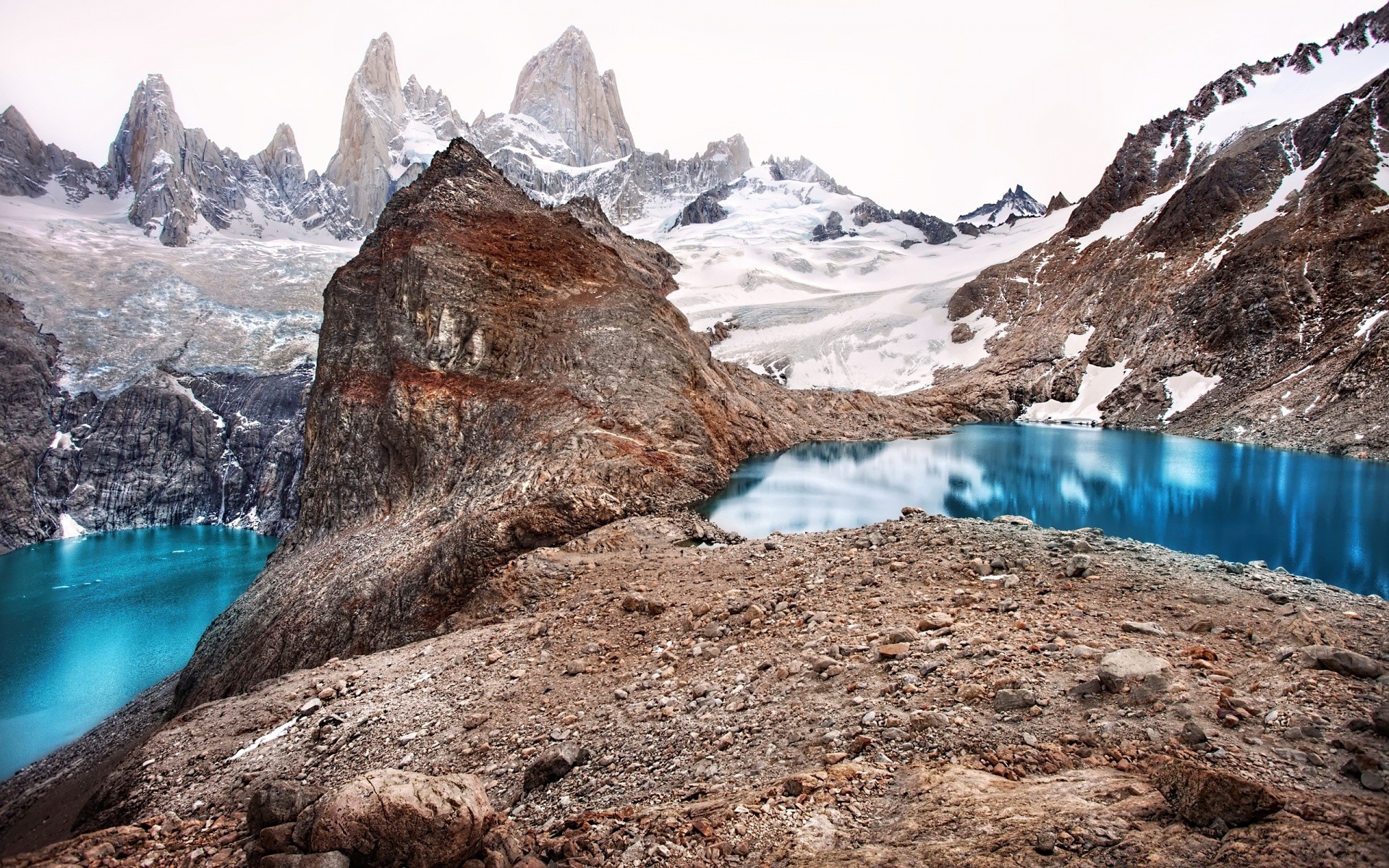 montagnes montagnes neige paysage glace nature eau voyage glacier rock à l extérieur scénique ciel vallée pic de montagne froid randonnée lac