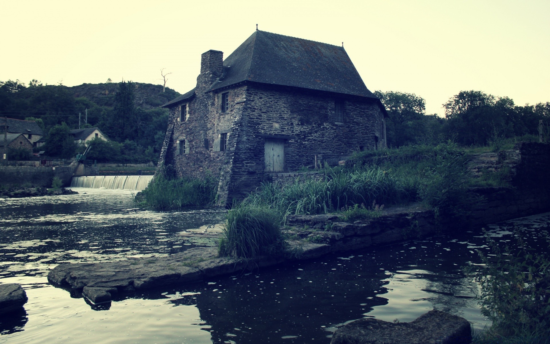 flüsse teiche und bäche teiche und bäche wasser fluss reisen landschaft im freien see baum architektur malerisch haus