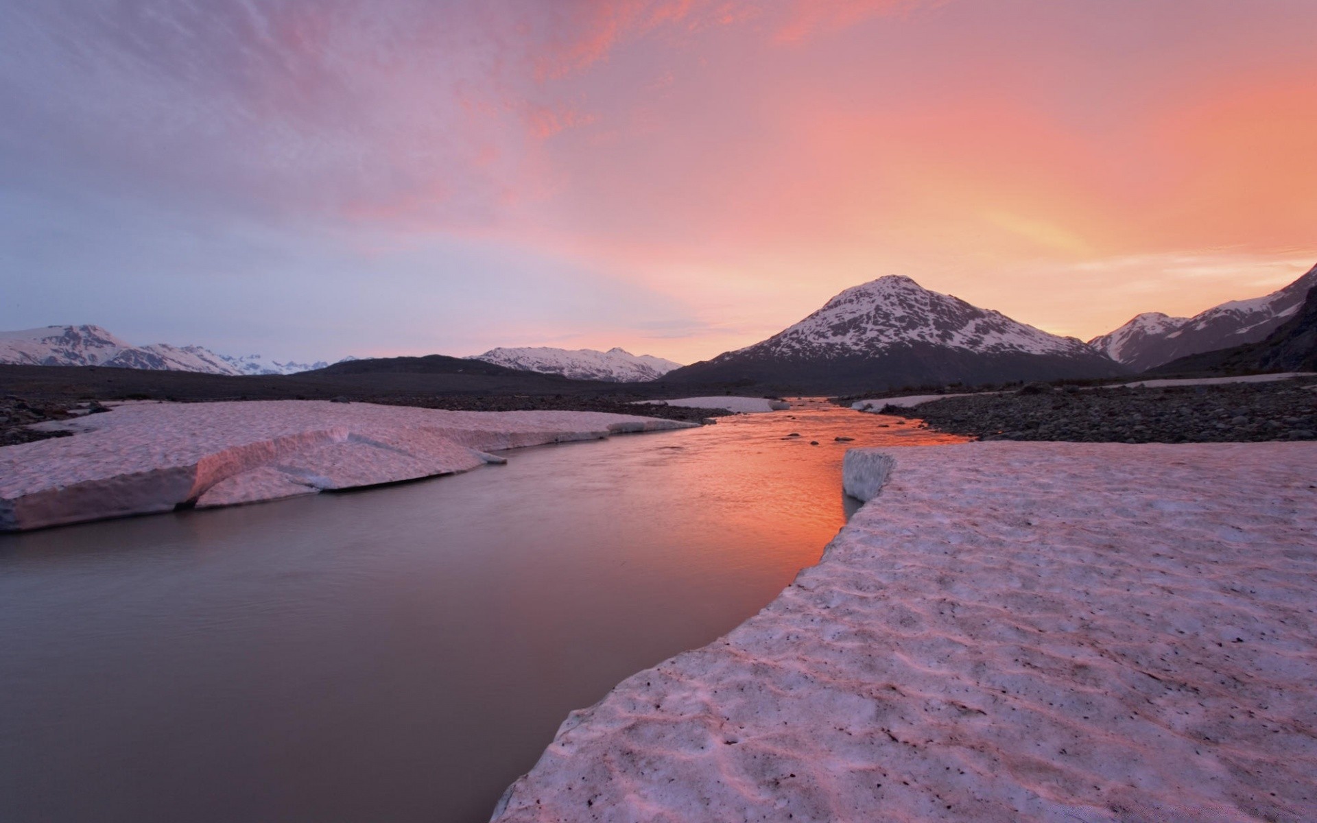 rios lagoas e córregos lagoas e córregos paisagem água montanhas pôr do sol lago neve amanhecer céu viagens reflexão à noite natureza mar ao ar livre cênica mar praia deserto oceano