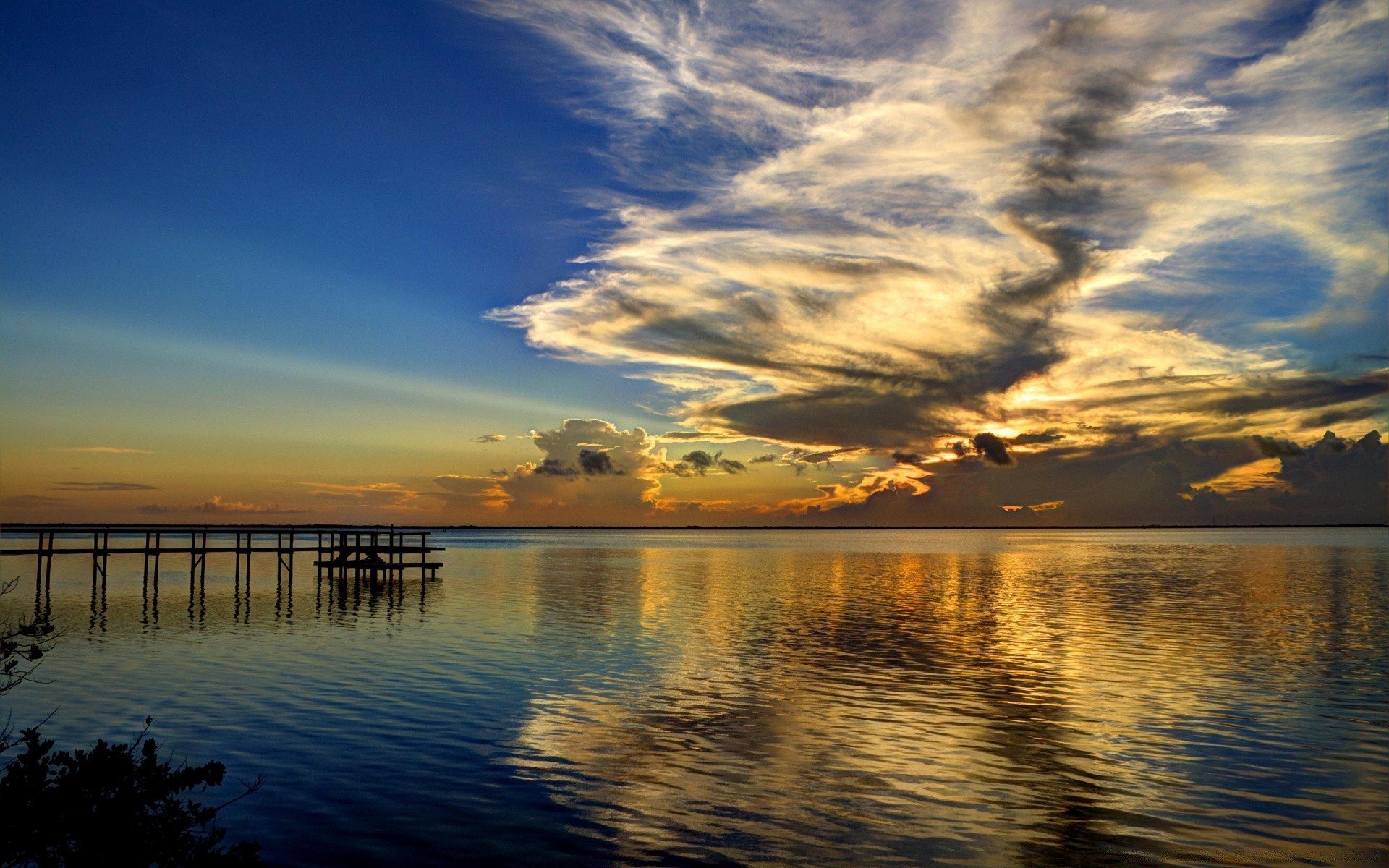 ciel coucher de soleil eau aube crépuscule soleil soir réflexion ciel mer plage océan été beau temps nature