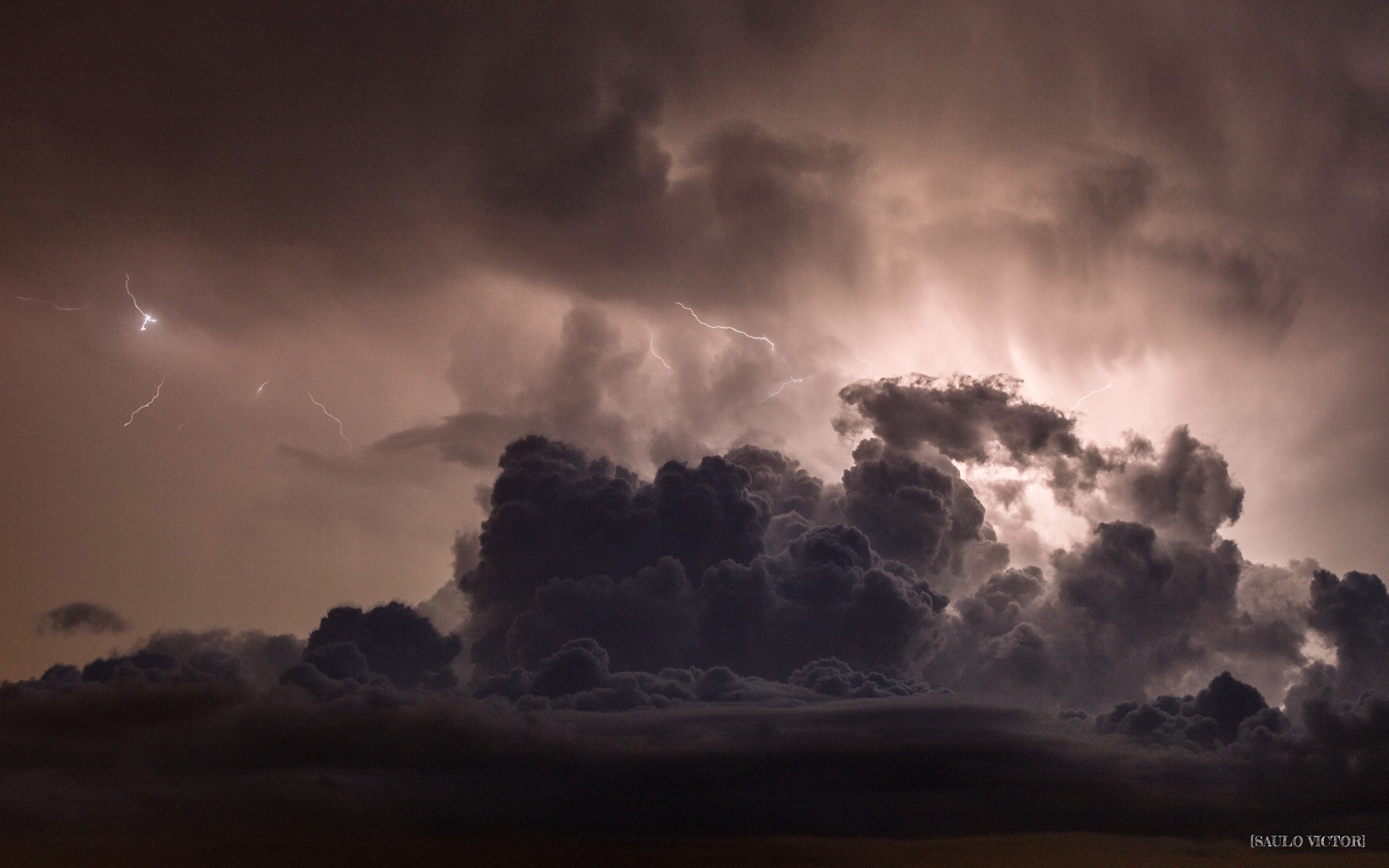 the sky sunset storm sky sun dramatic dawn nature lightning landscape rain evening thunderstorm weather dark dusk fair weather light fog backlit