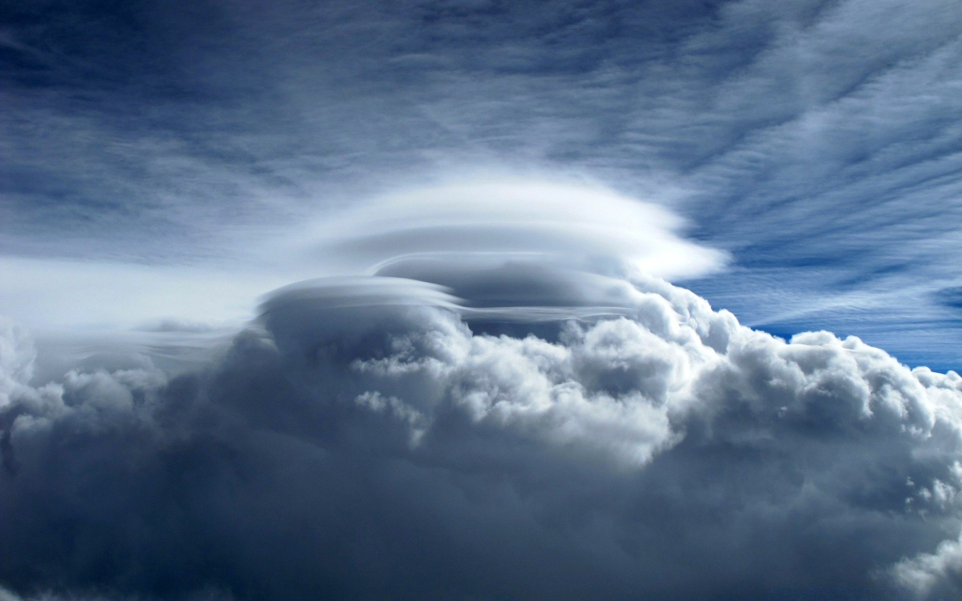 cielo cielo naturaleza tiempo paisaje tormenta luz nube al aire libre meteorología buen tiempo lluvia luz del día cielo sol escénico atmósfera nublado verano nublado