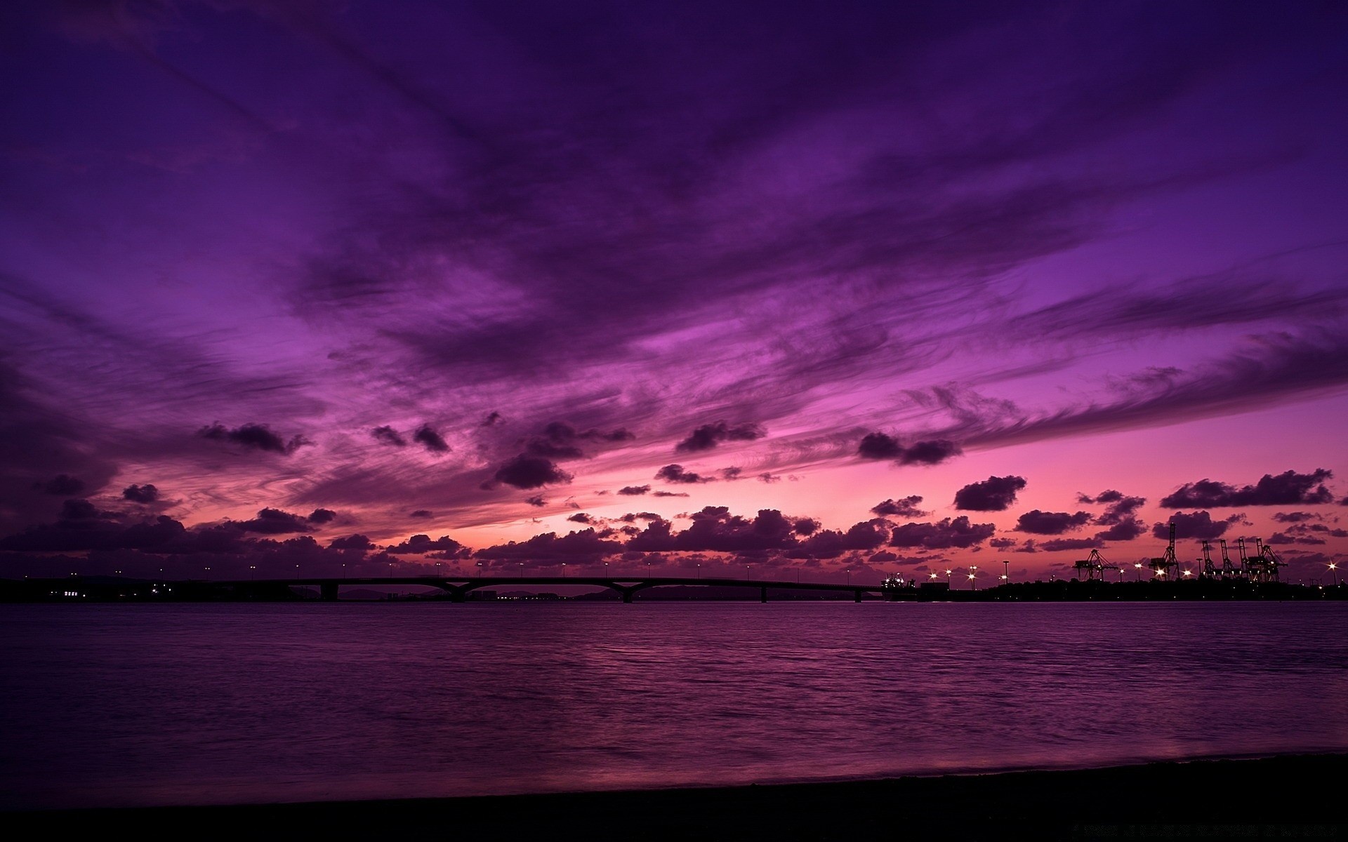 Фиолетовый обои картинки. Фиолетовое небо. Фиолетовый закат. Красивый закат. Сиреневый закат.