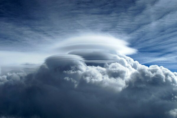 Cumulus clouds have accumulated rain