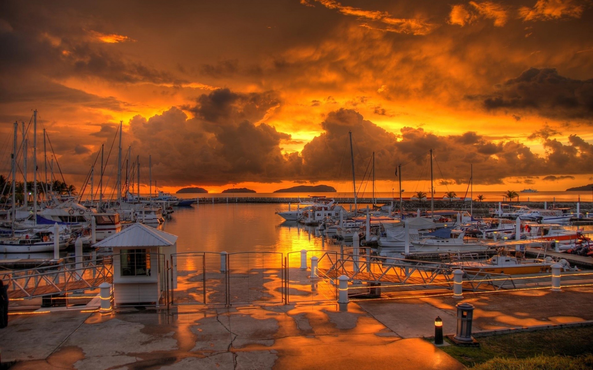 ciel eau coucher de soleil mer aube soir réflexion jetée océan voyage crépuscule mer port bateau bateau ciel système de transport plage navire ville paysage