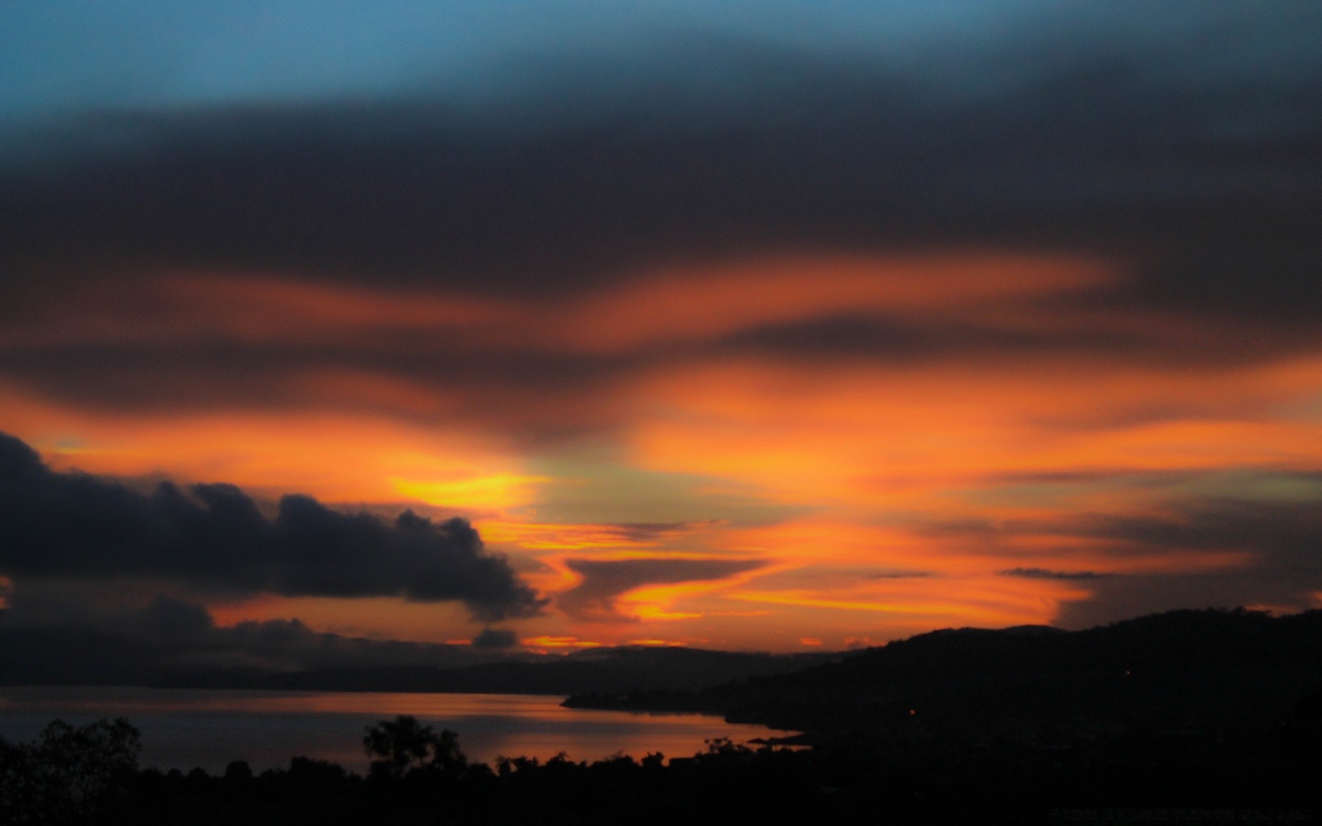 céu pôr do sol noite crepúsculo céu amanhecer sol natureza ao ar livre paisagem escuro