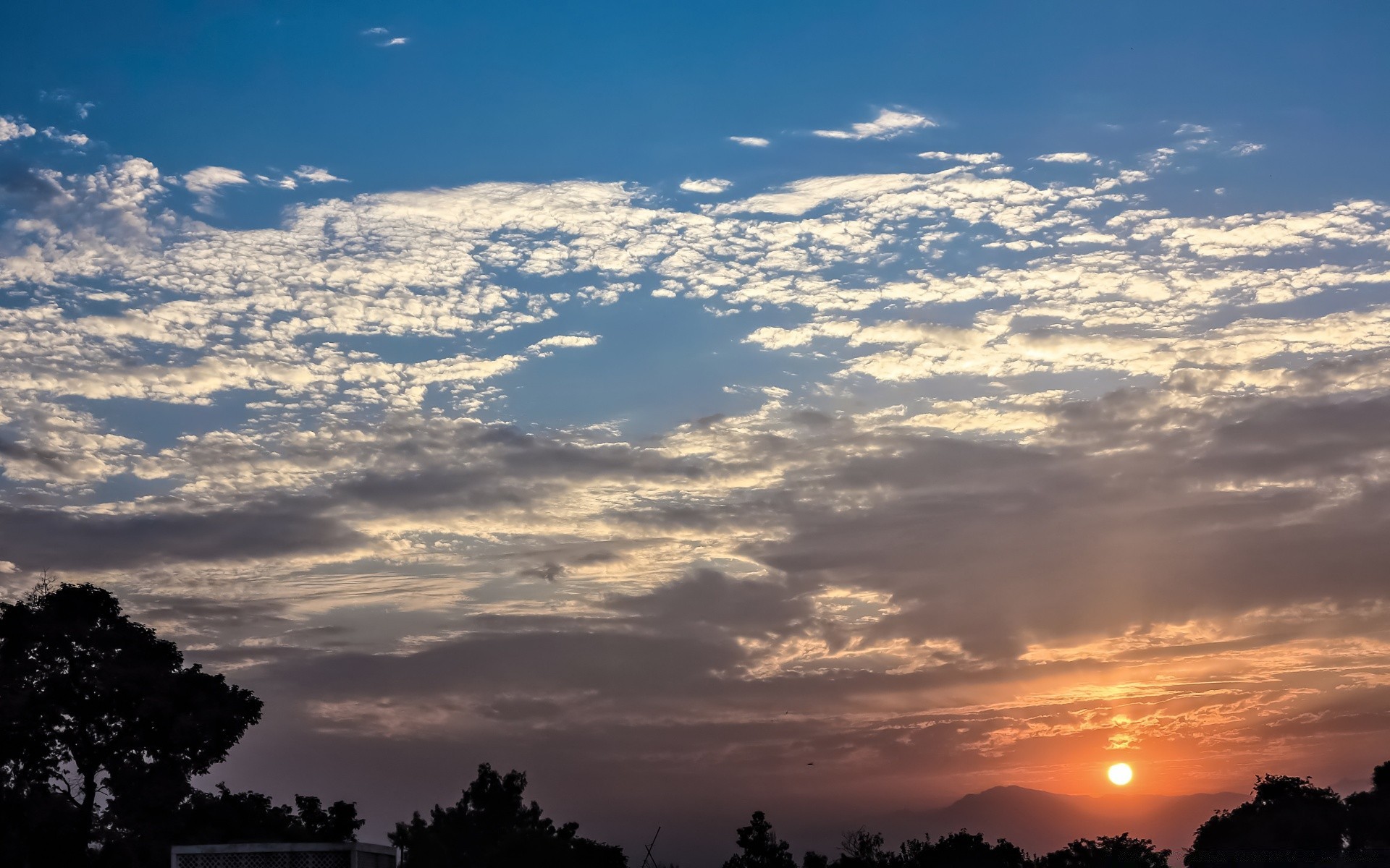 the sky sunset sky sun outdoors nature dawn landscape evening fair weather light dusk weather daylight summer dramatic storm