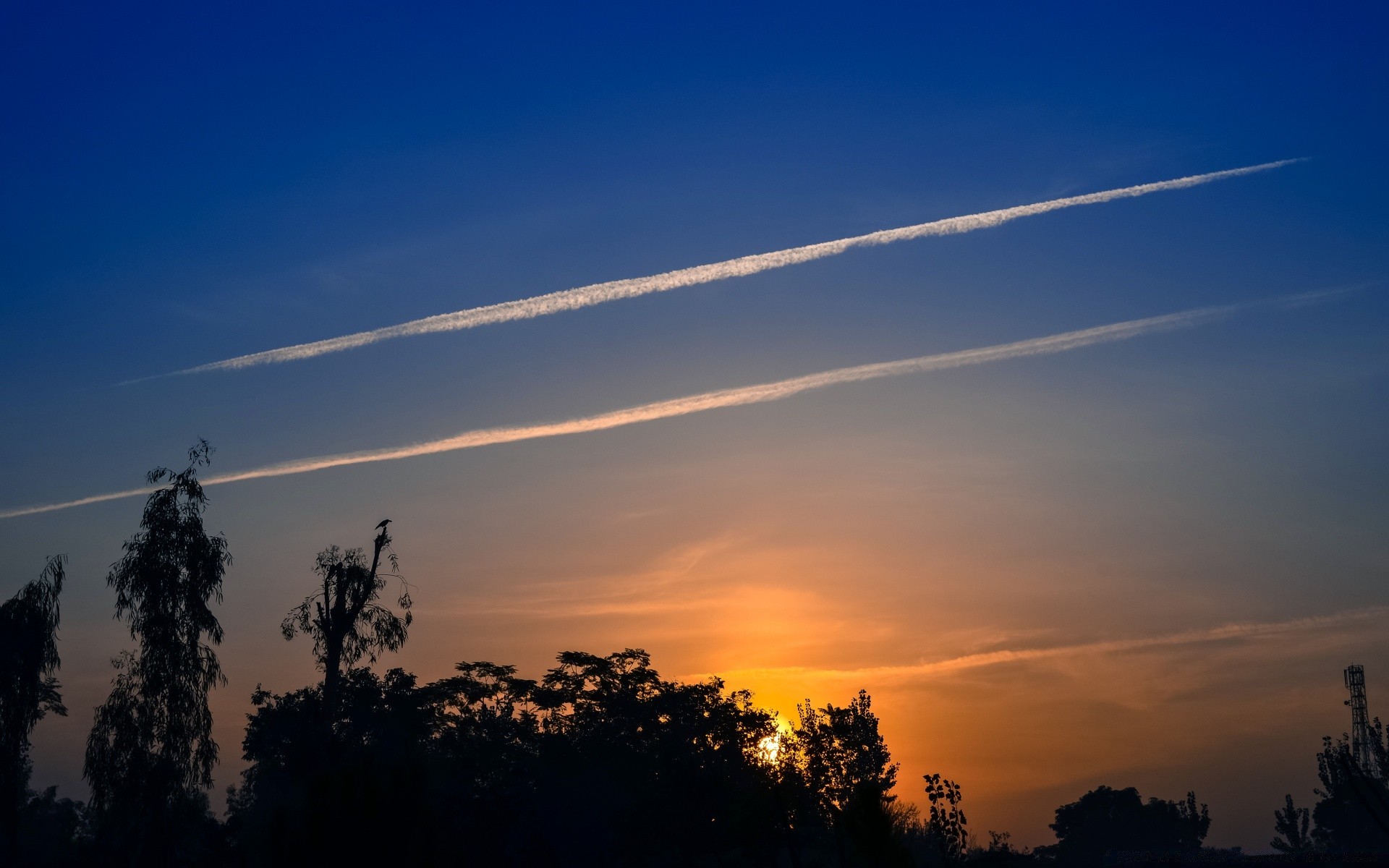 ciel coucher de soleil ciel aube soir soleil crépuscule silhouette à l extérieur paysage lumière beau temps rétro-éclairé lumière du jour nature voyage