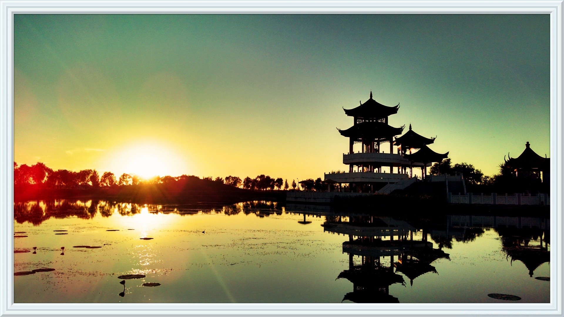 天空 倒影 日落 水 黎明 湖 天空 河 景观 太阳 海 旅行 树 剪影 黄昏 自然 傍晚