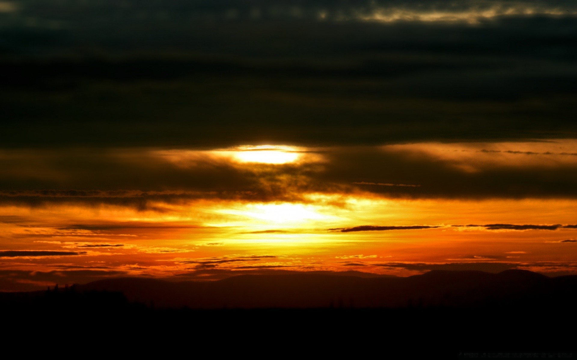 ciel coucher de soleil aube soir crépuscule soleil ciel nature en plein air beau temps paysage rétro-éclairé lumière dramatique silhouette