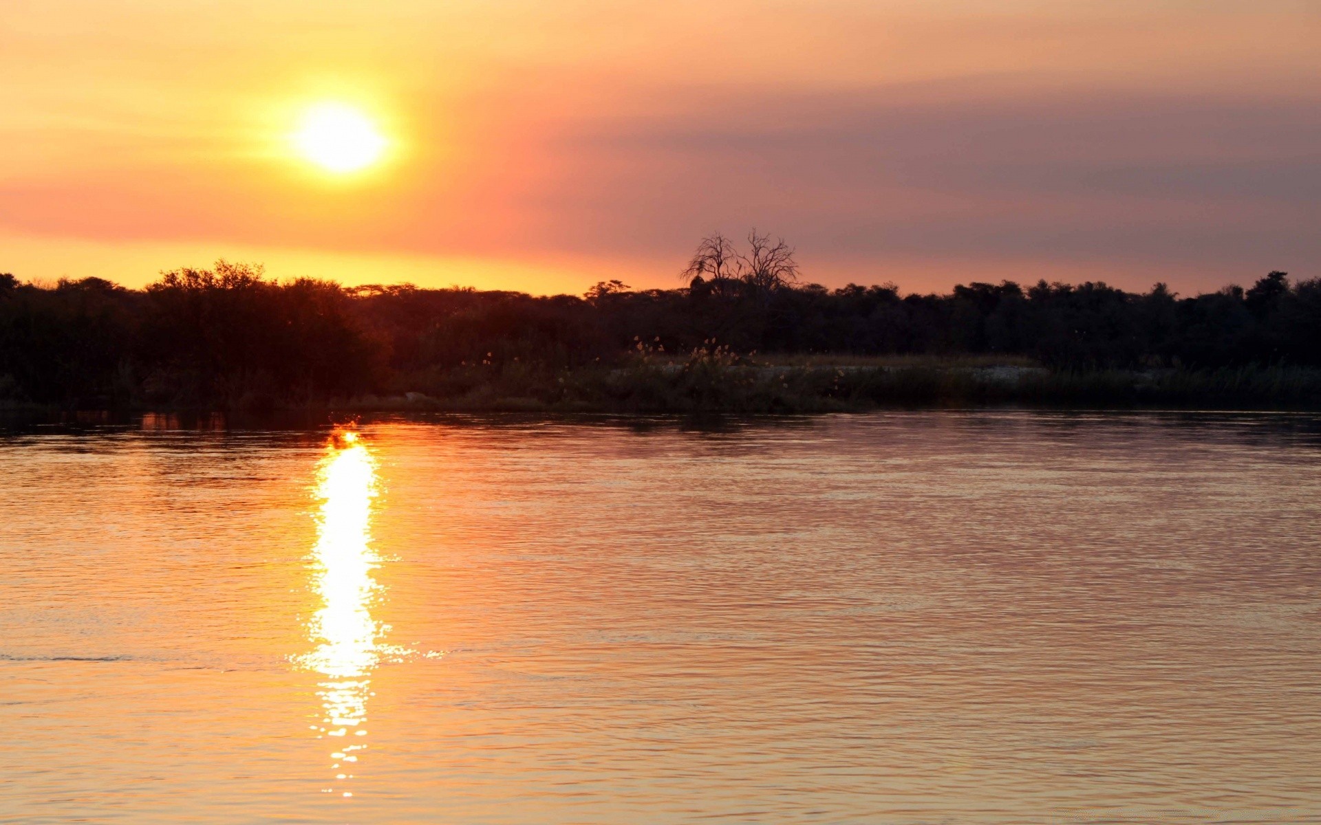 ciel coucher de soleil aube eau lac réflexion nature soir soleil paysage crépuscule rivière à l extérieur ciel arbre beau temps