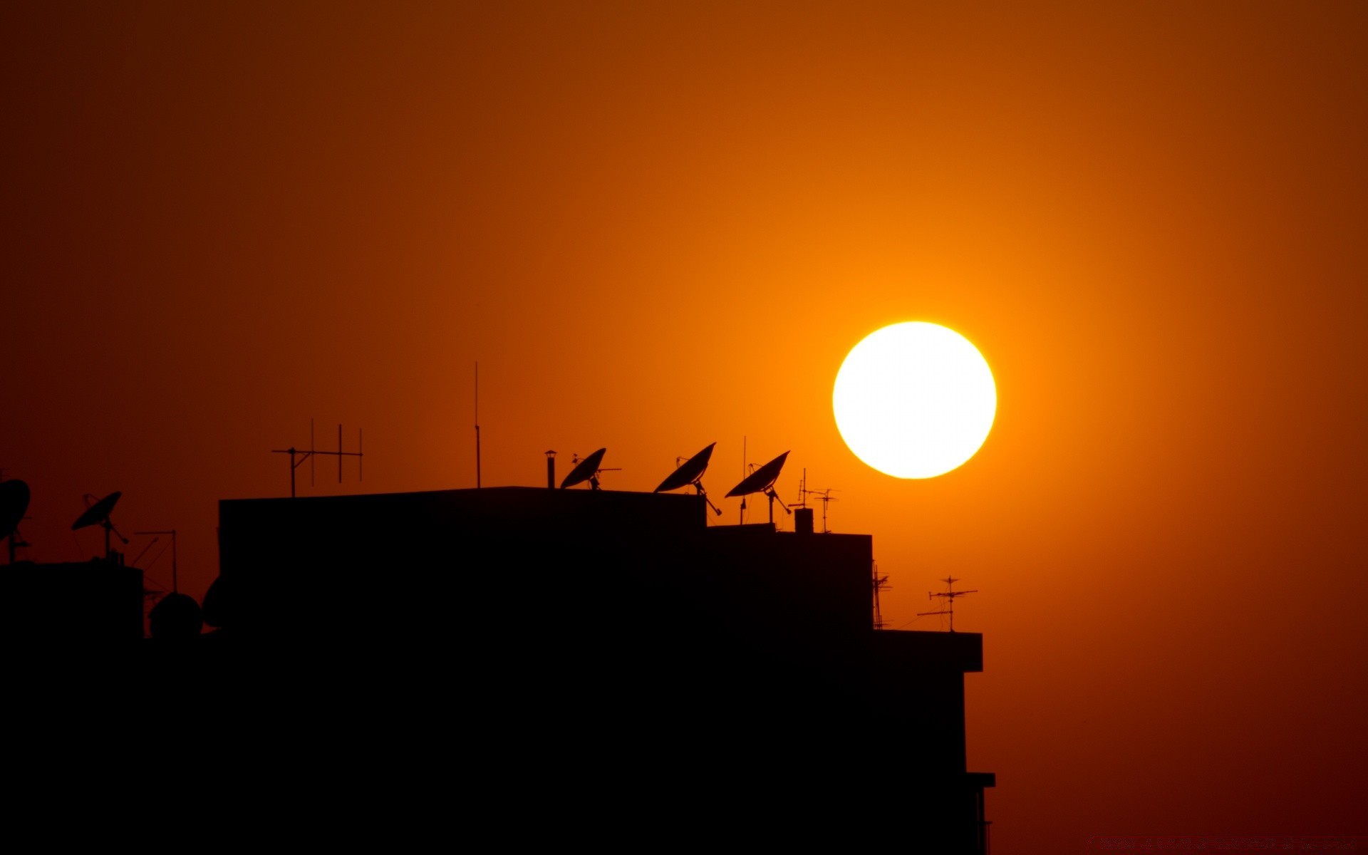 cielo tramonto sagoma sole alba sera illuminato cielo crepuscolo luna luce mare