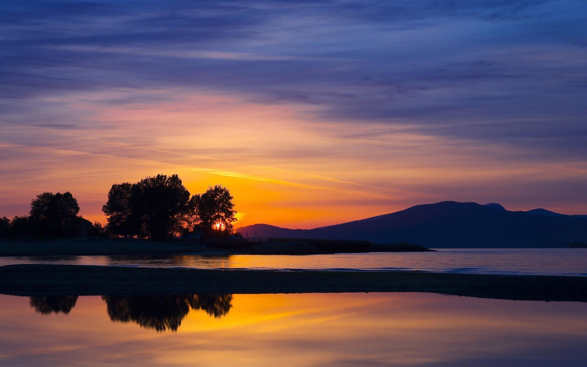 céu pôr do sol amanhecer água noite crepúsculo sol céu lago natureza ao ar livre reflexão compostura bom tempo plesid verão