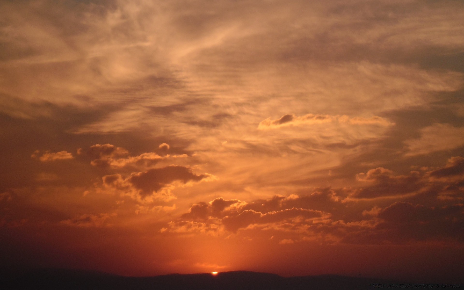 cielo puesta de sol cielo sol naturaleza amanecer al aire libre noche crepúsculo dramático tiempo paisaje luz buen tiempo lluvia tormenta verano oscuro