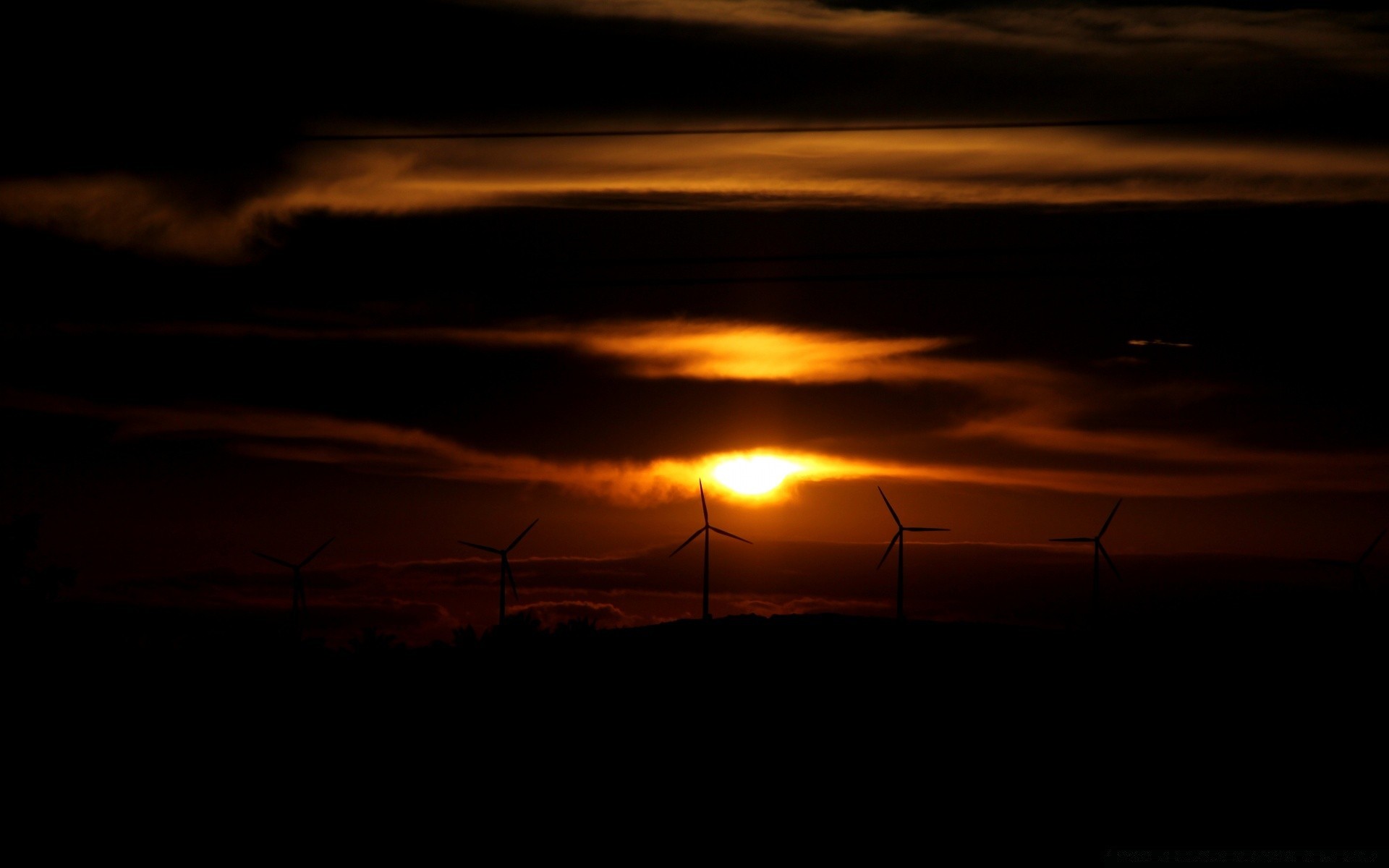 céu pôr do sol noite paisagem amanhecer silhueta crepúsculo luz céu sol iluminado ouro praia natureza sombra deserto