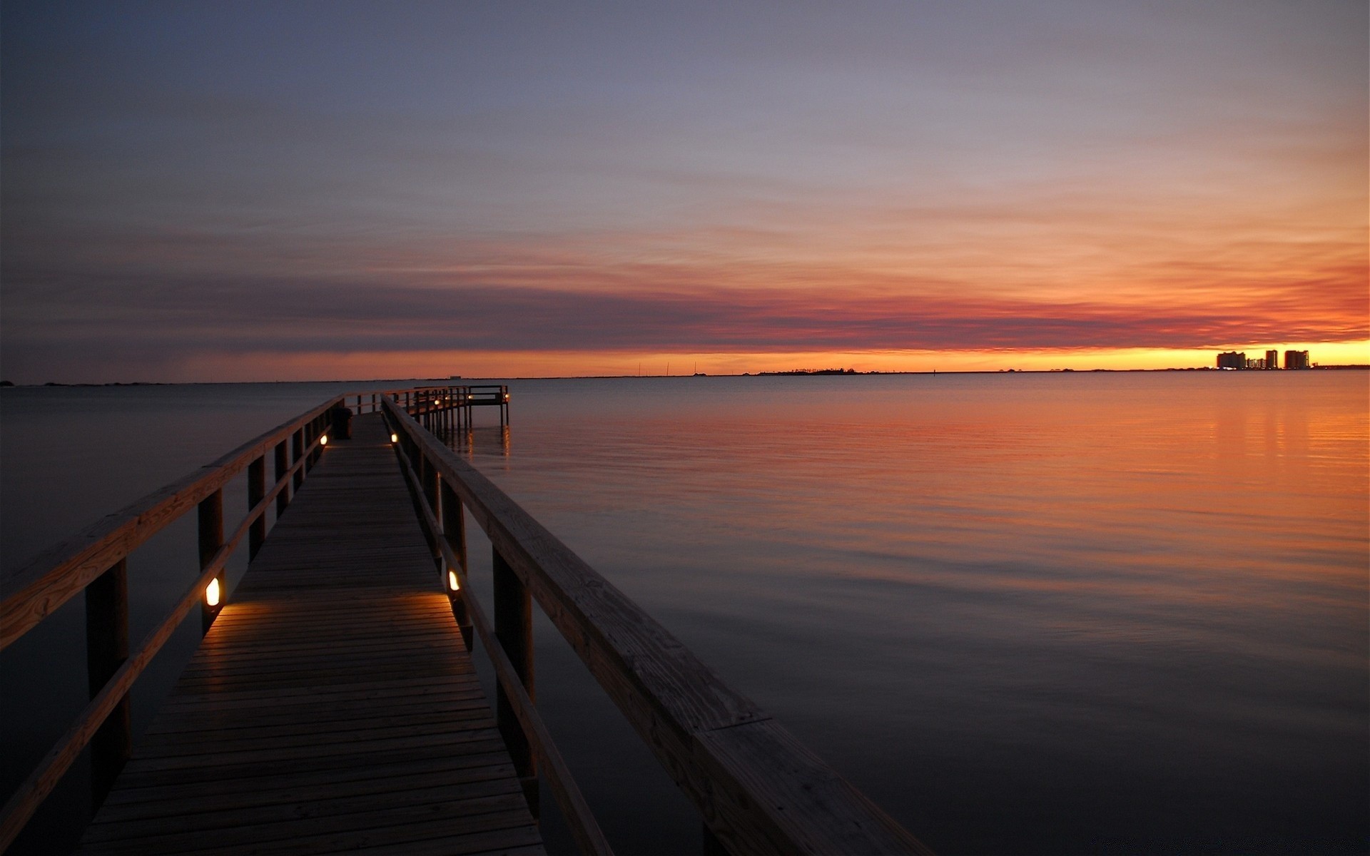 céu pôr do sol água amanhecer anoitecer noite mar praia oceano sol cais céu reflexão paisagem viagens paisagem luz lago