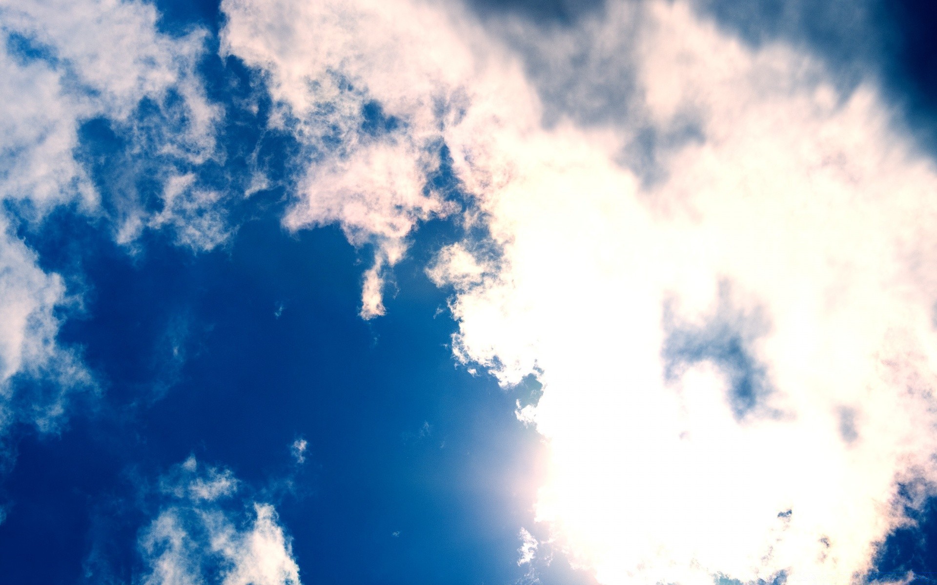 天空 室外 天空 天气 日光 自然 高 好天气 环境 光 桌面 景观 明亮 空间 夏天 气象