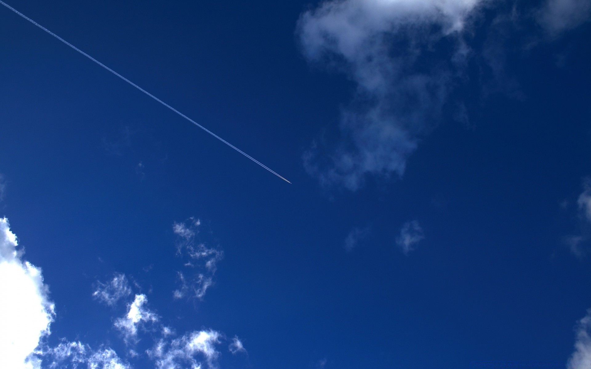 céu céu ao ar livre natureza luz tempo luz do dia espaço bom tempo meteorologia alta desktop paisagem atmosfera sol céu nuvem