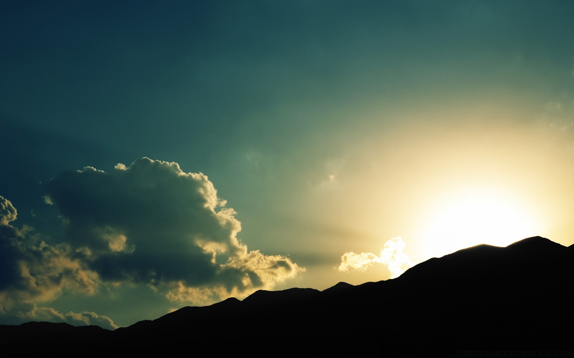 cielo puesta de sol sol cielo amanecer luna noche paisaje crepúsculo naturaleza iluminado luz silueta buen tiempo niebla viajes al aire libre montañas