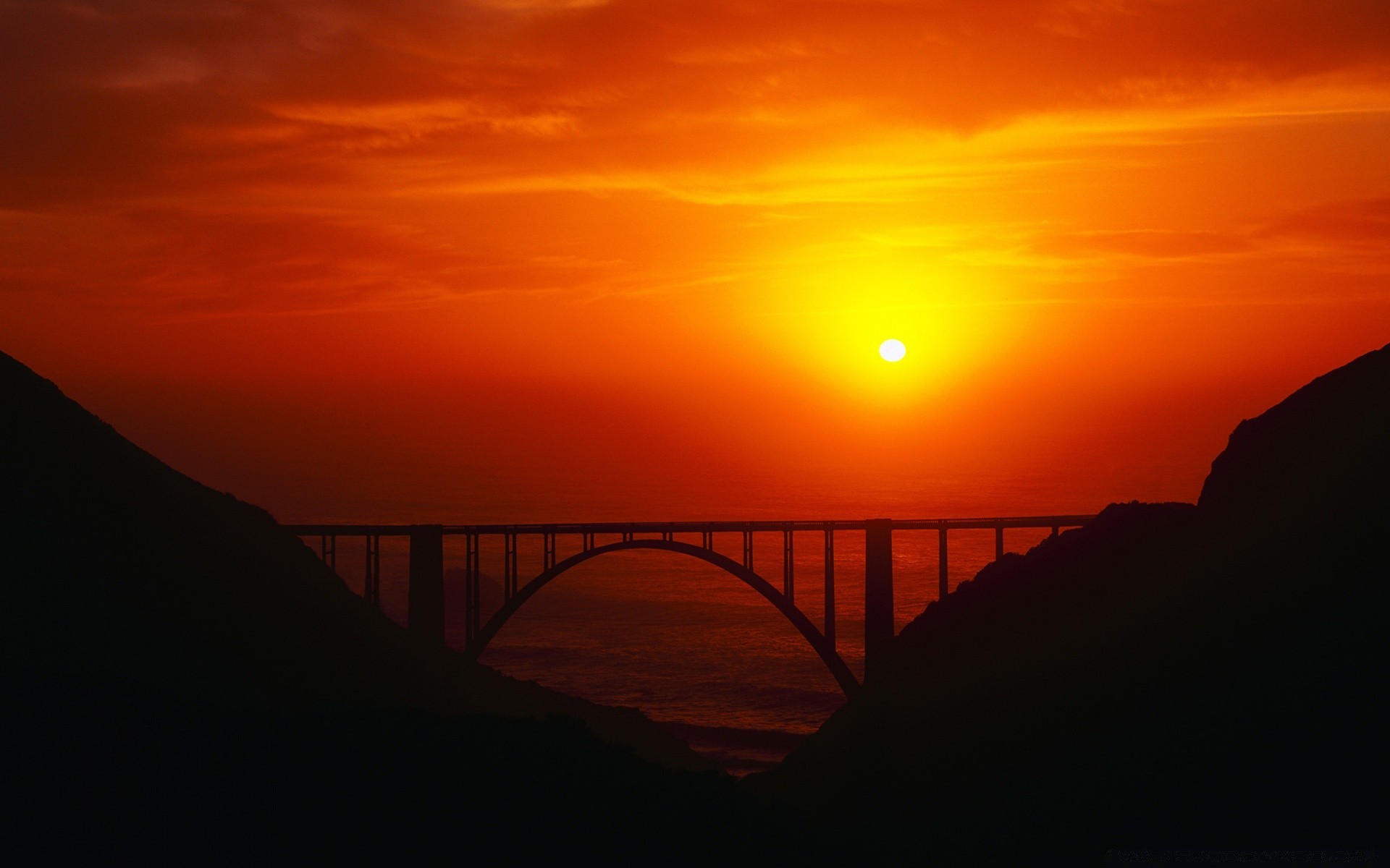 céu pôr do sol amanhecer anoitecer noite sol luz de fundo silhueta céu água paisagem viajar oceano luz praia mar